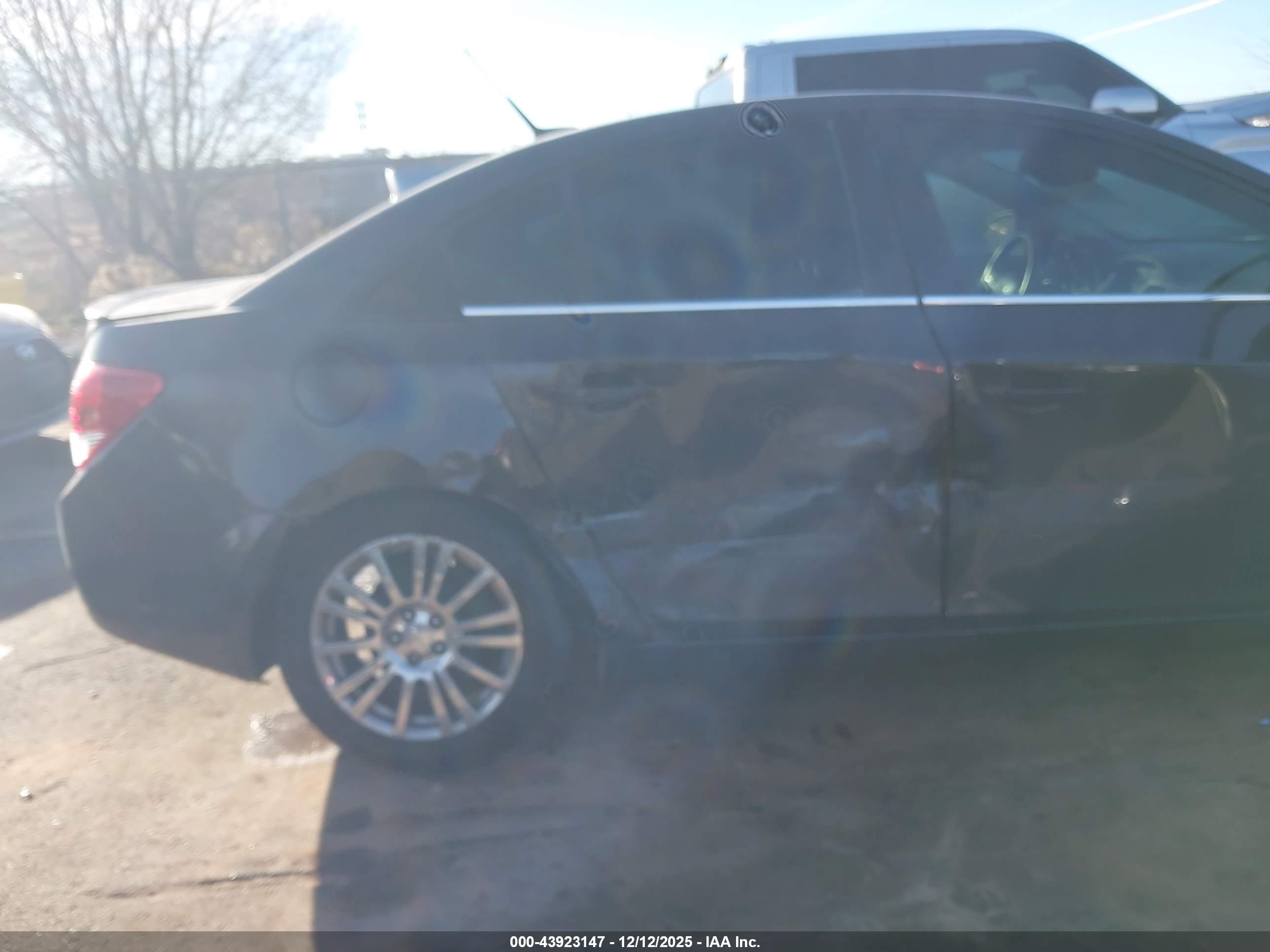 CHEVROLET CRUZE image 6