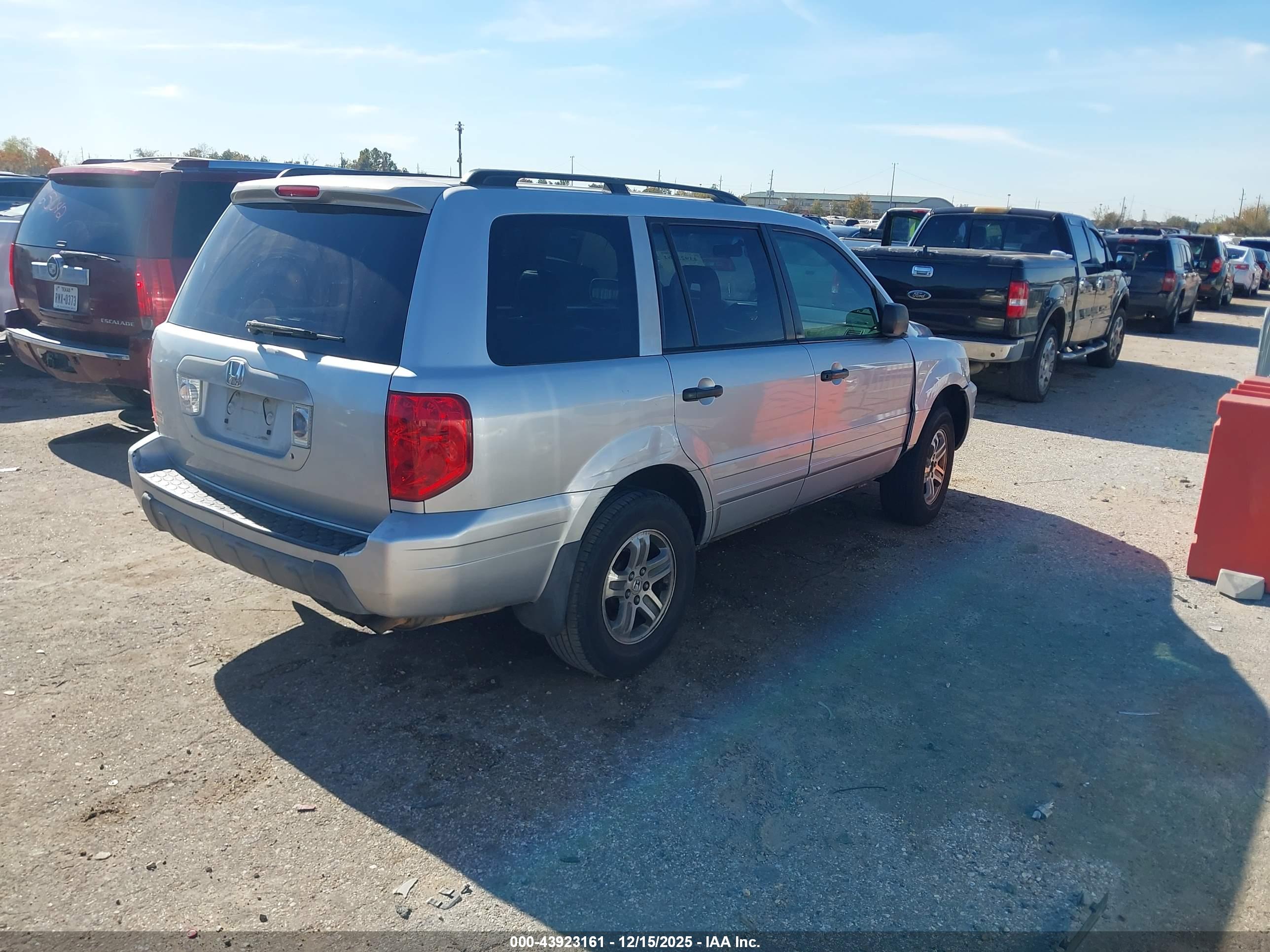 HONDA PILOT image 4