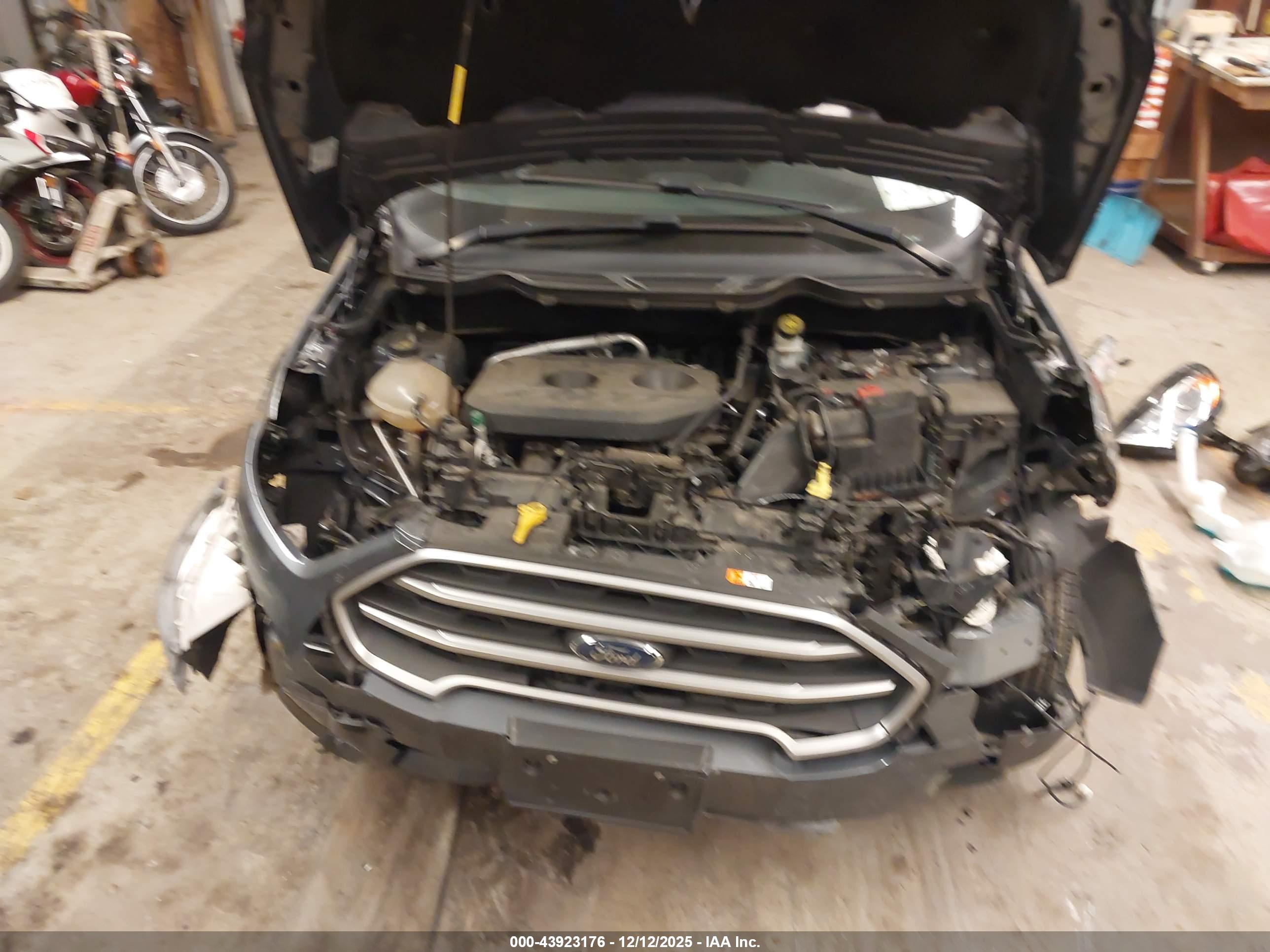 FORD ECOSPORT image 10