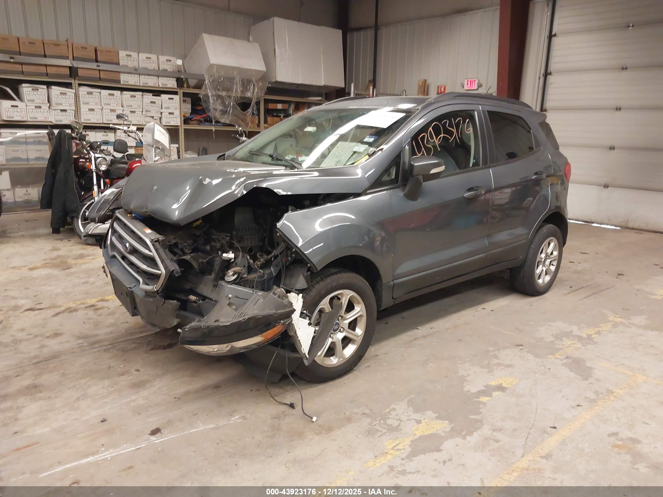 FORD ECOSPORT image 2