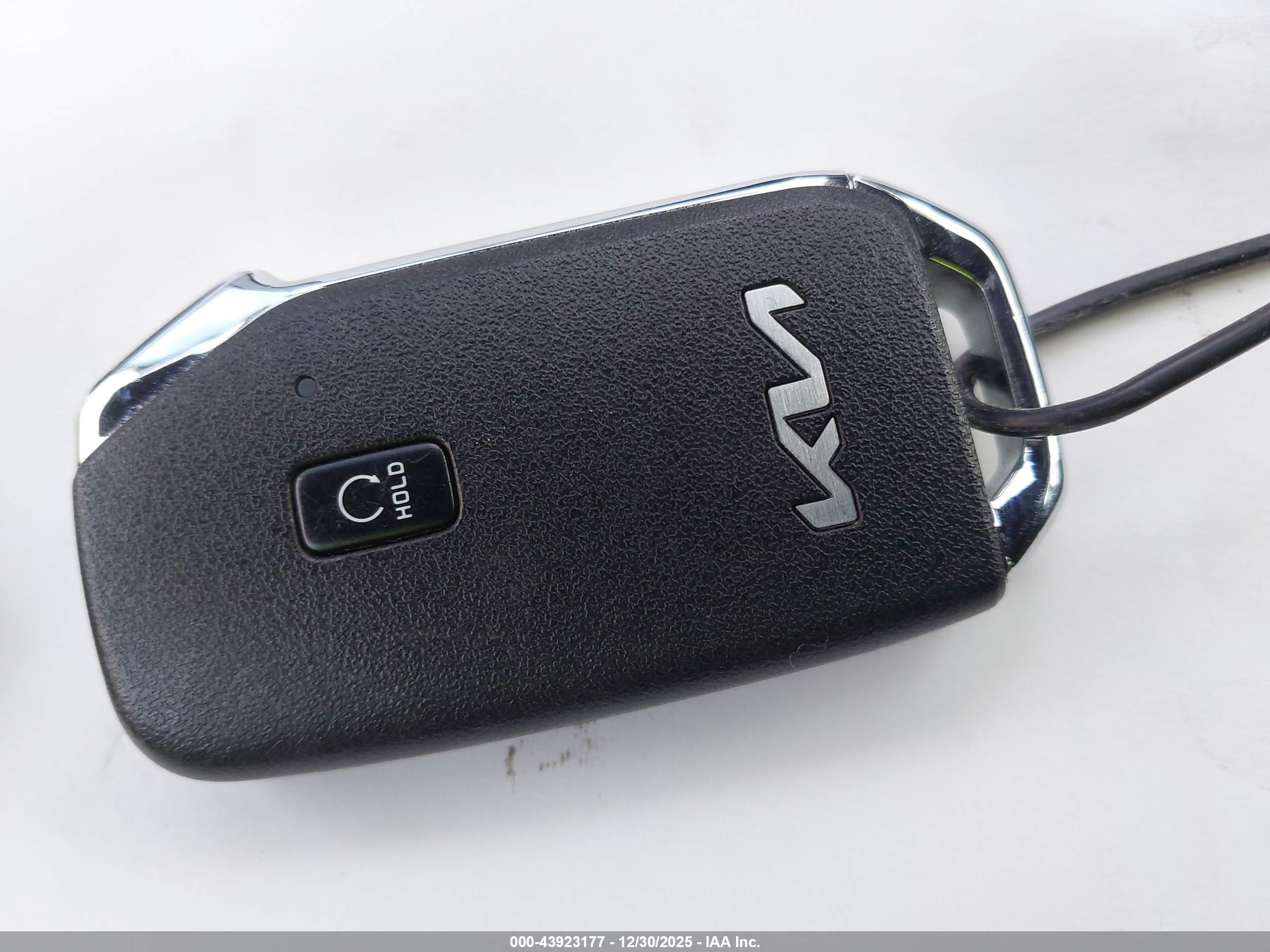 KIA SORENTO image 11