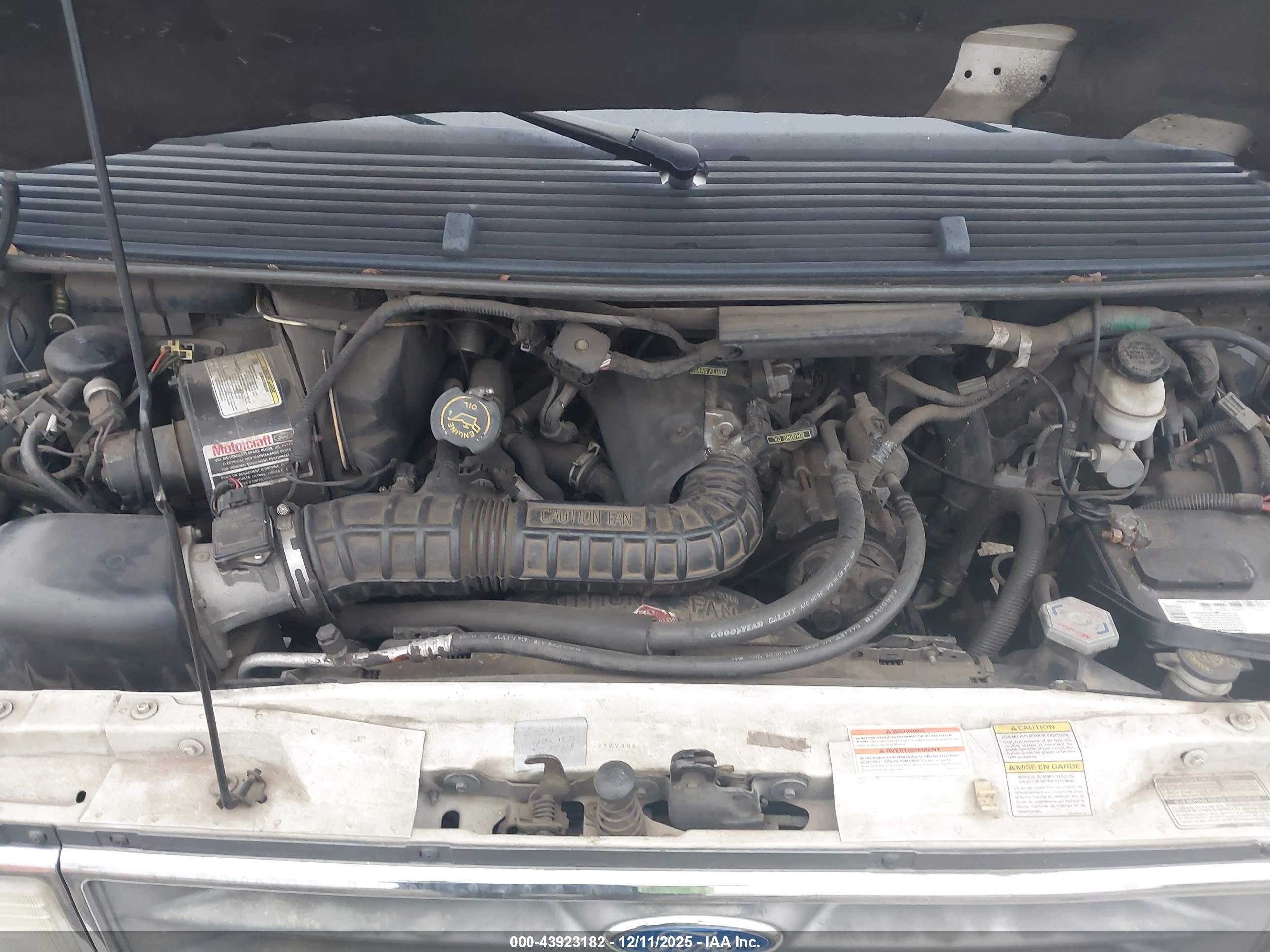 FORD AEROSTAR image 10