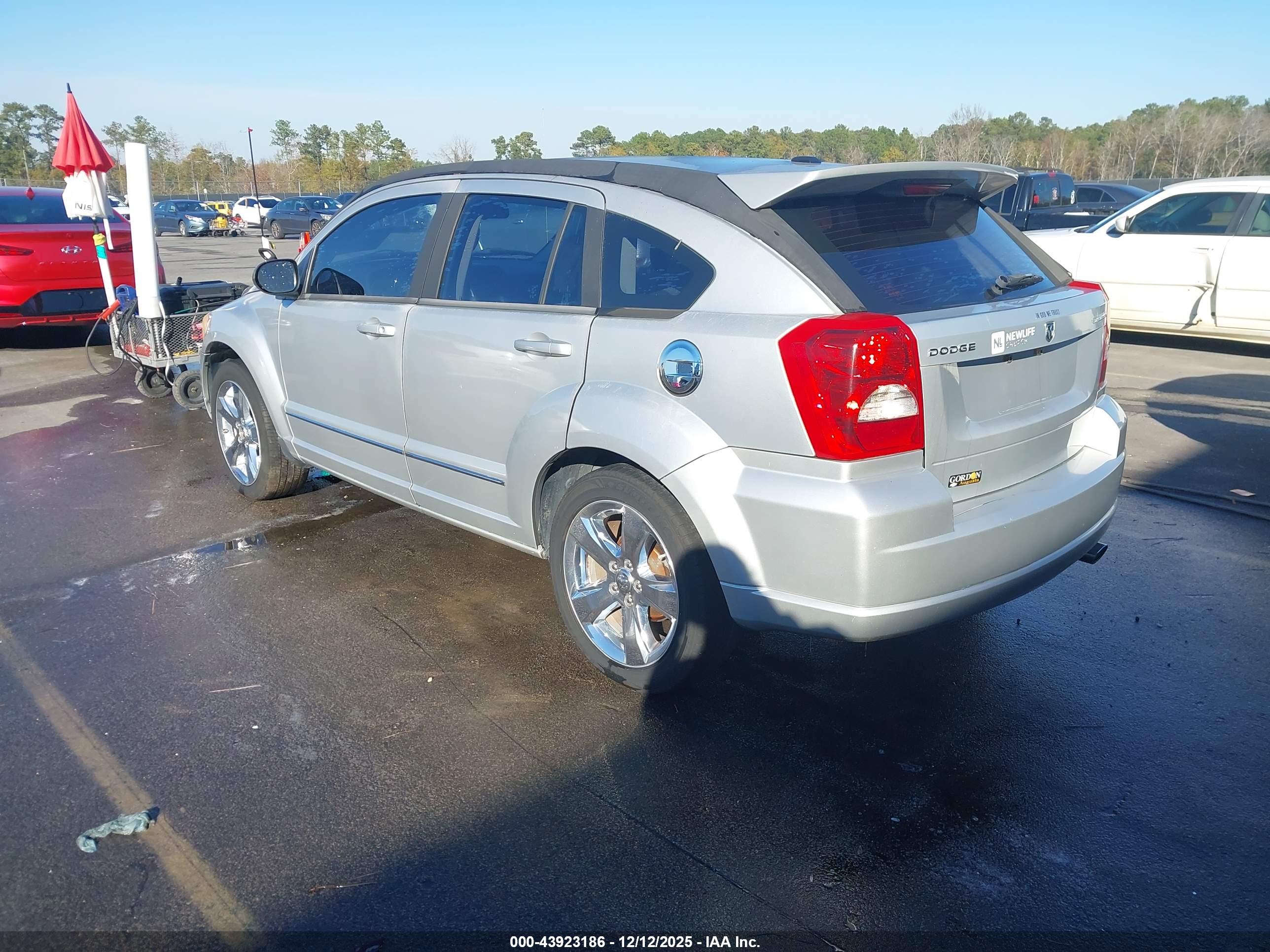 DODGE CALIBER image 3