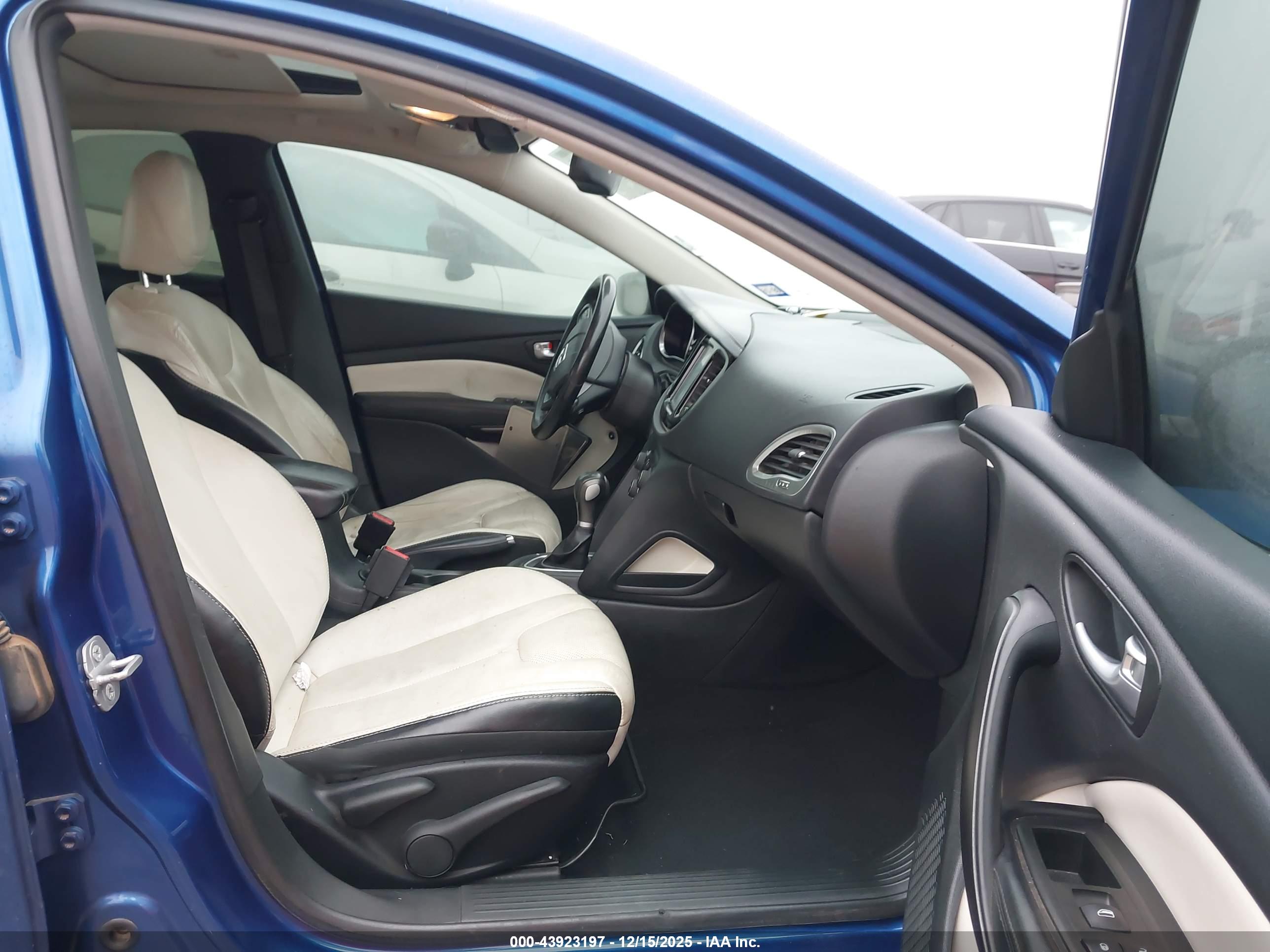 DODGE DART image 5