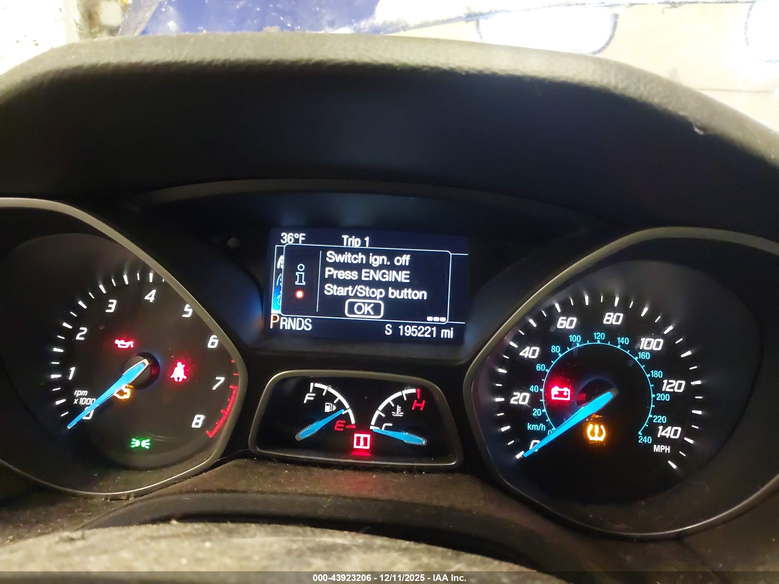 FORD FOCUS image 7