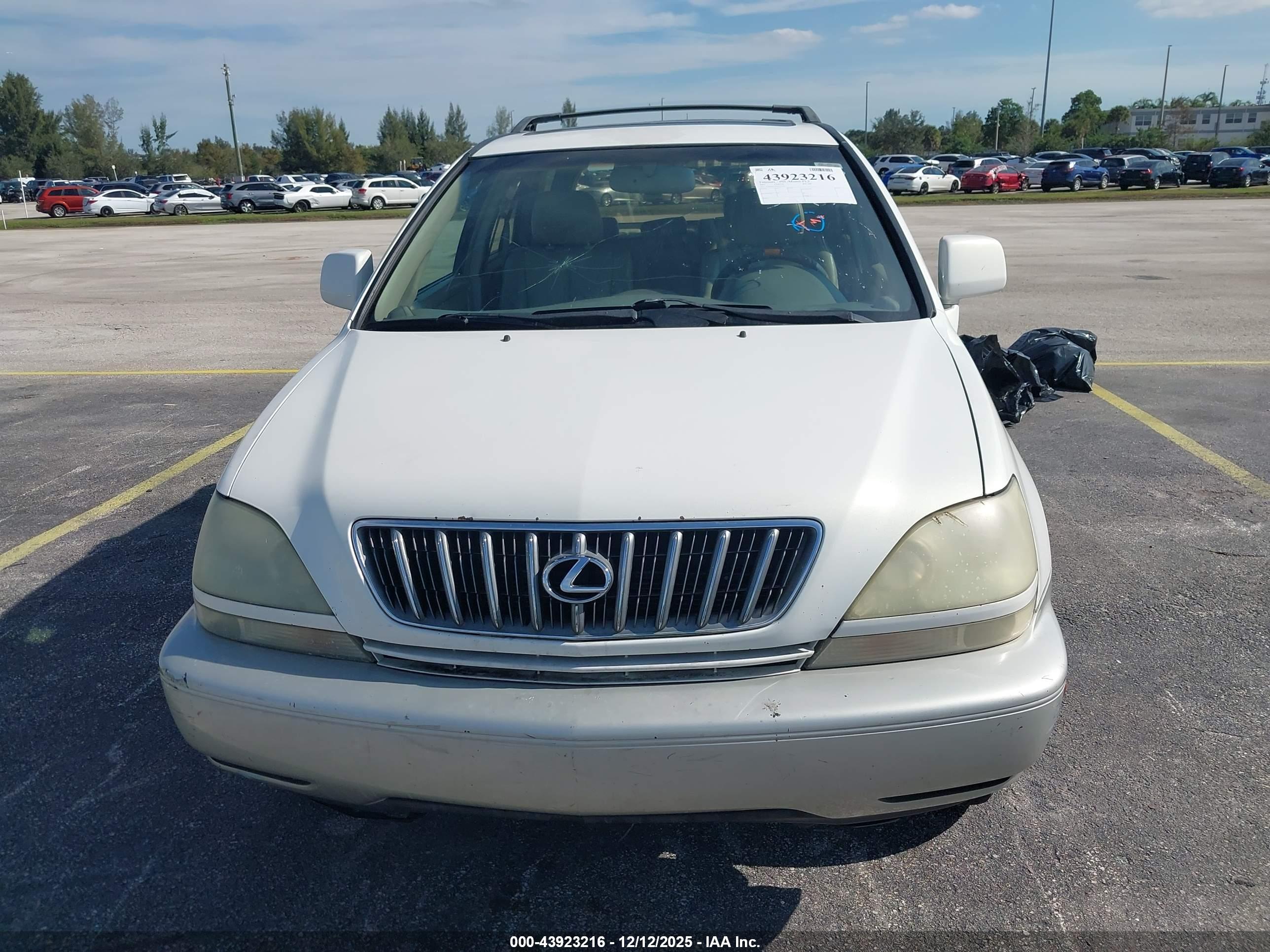 LEXUS RX image 6