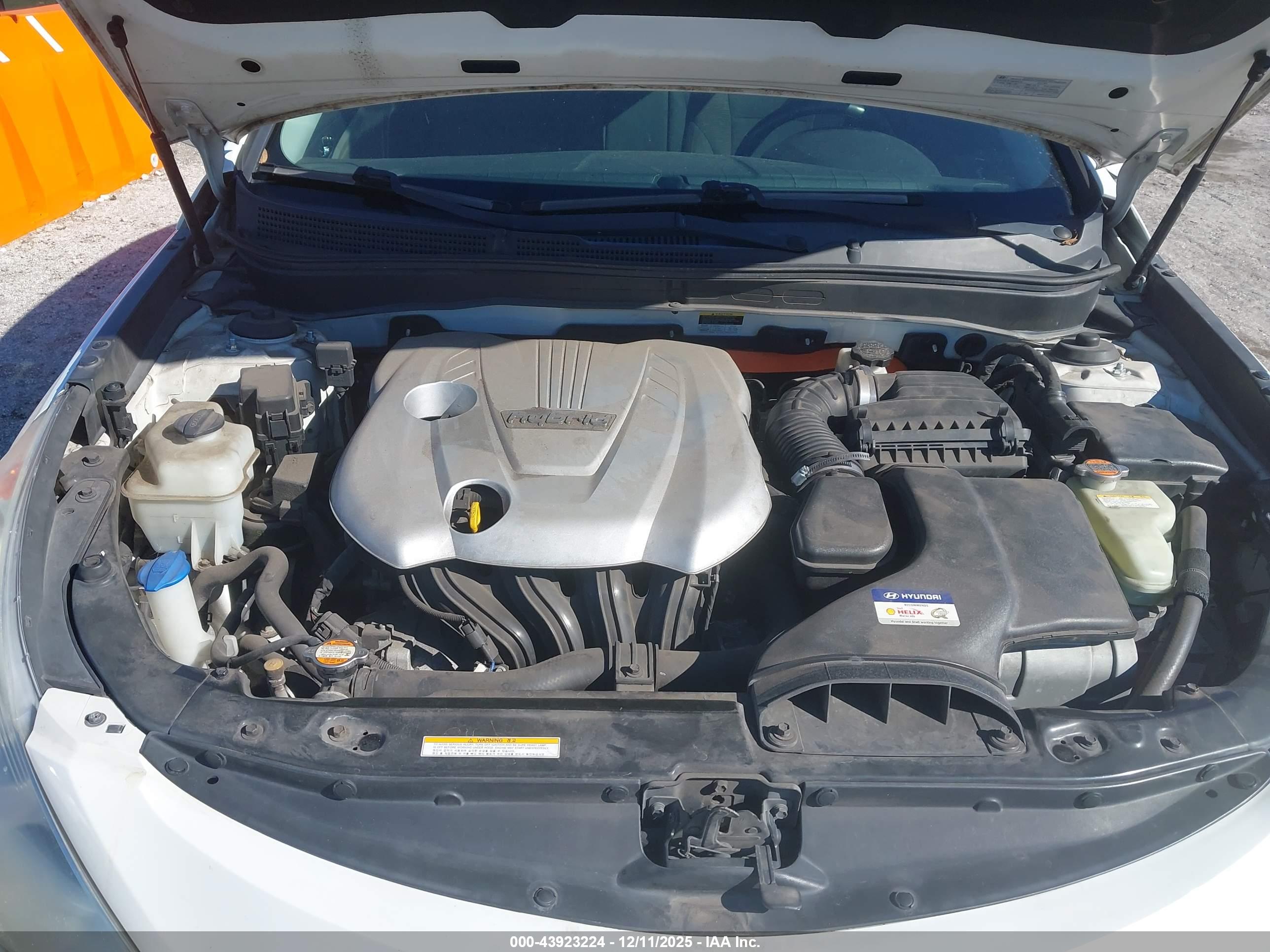 HYUNDAI SONATA image 10