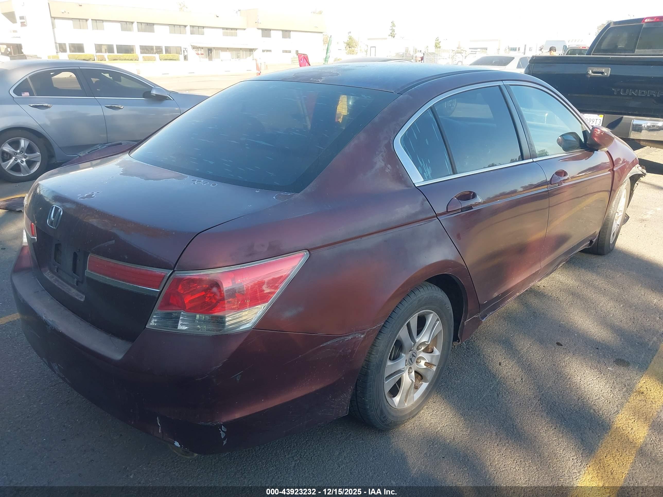 HONDA ACCORD image 4