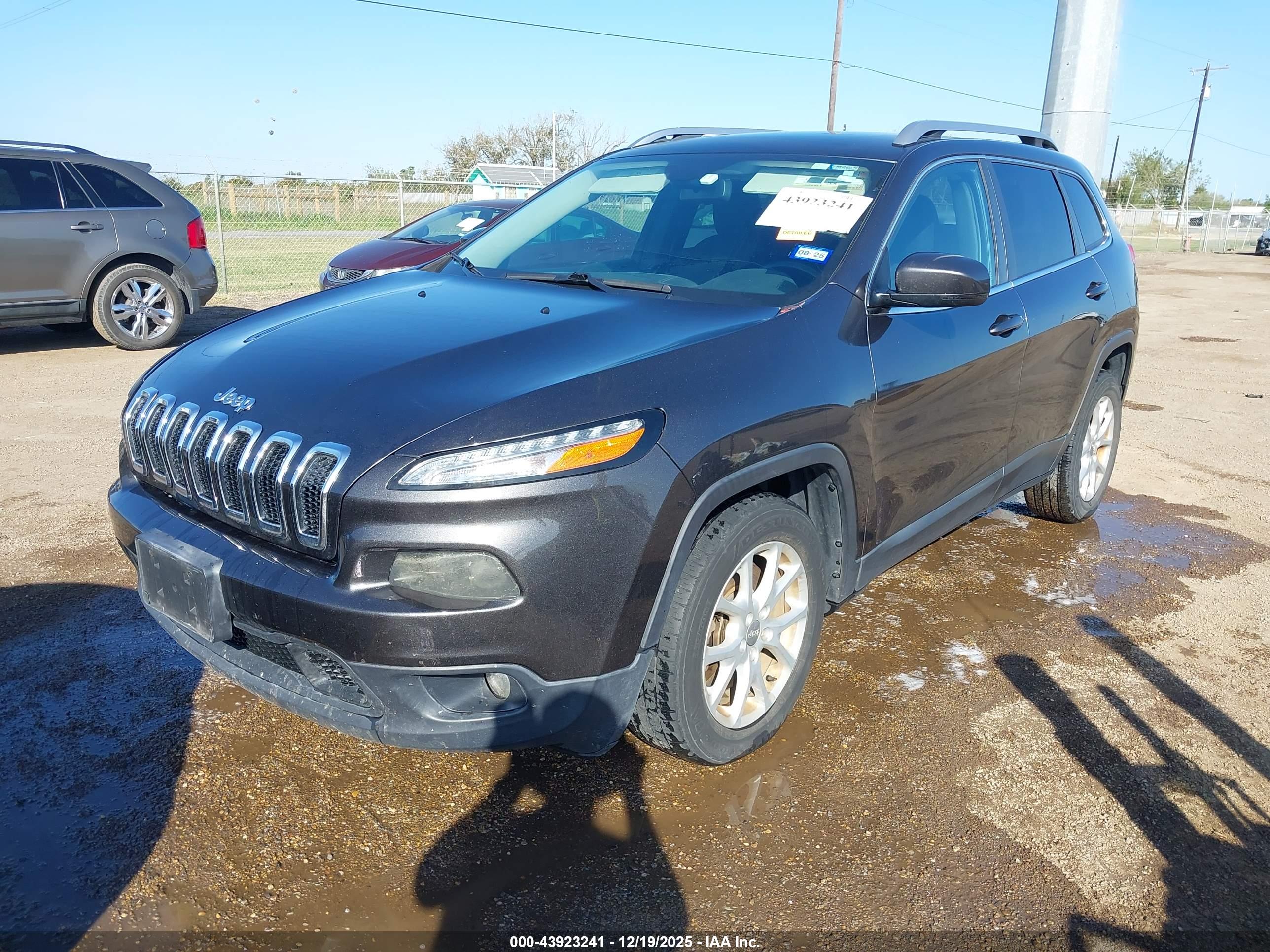 JEEP CHEROKEE image 2