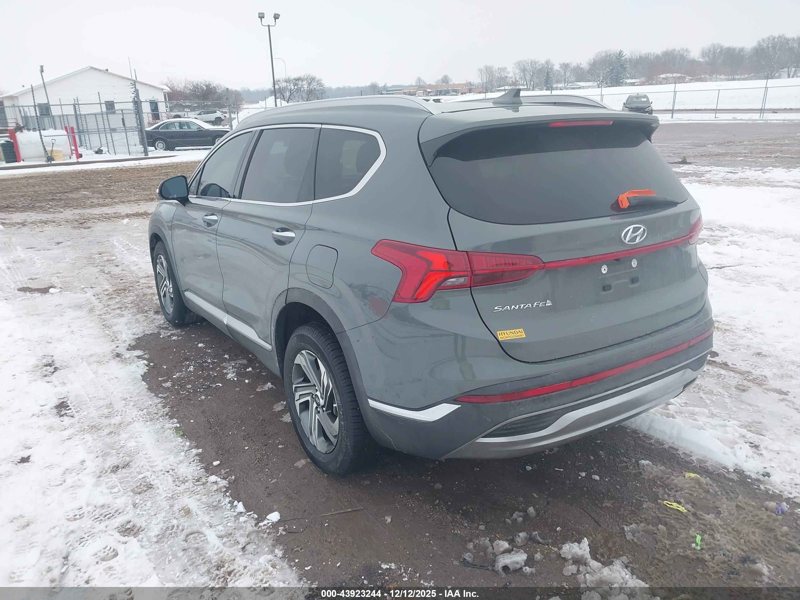 HYUNDAI SANTA image 3