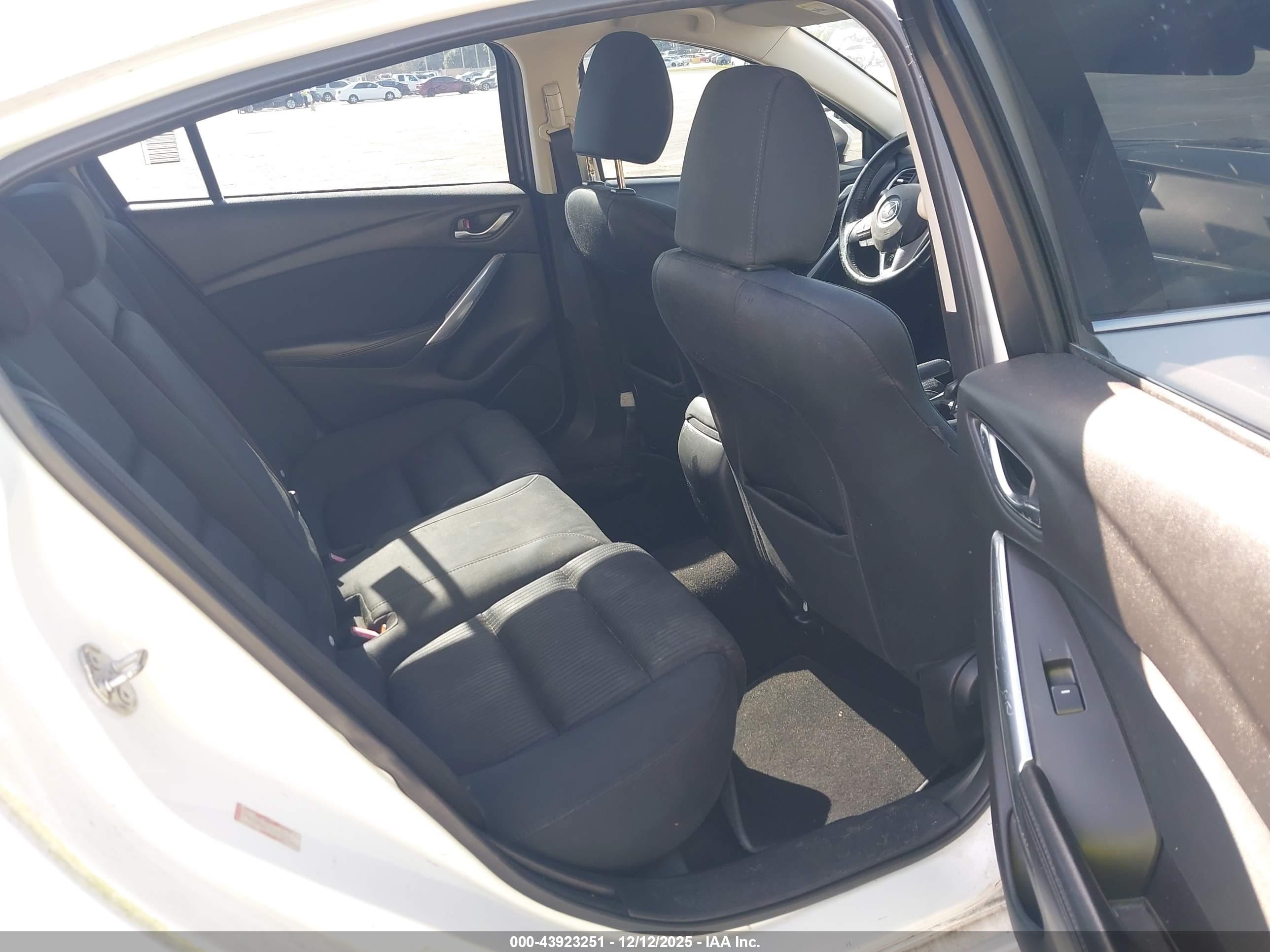 MAZDA MAZDA6 image 8
