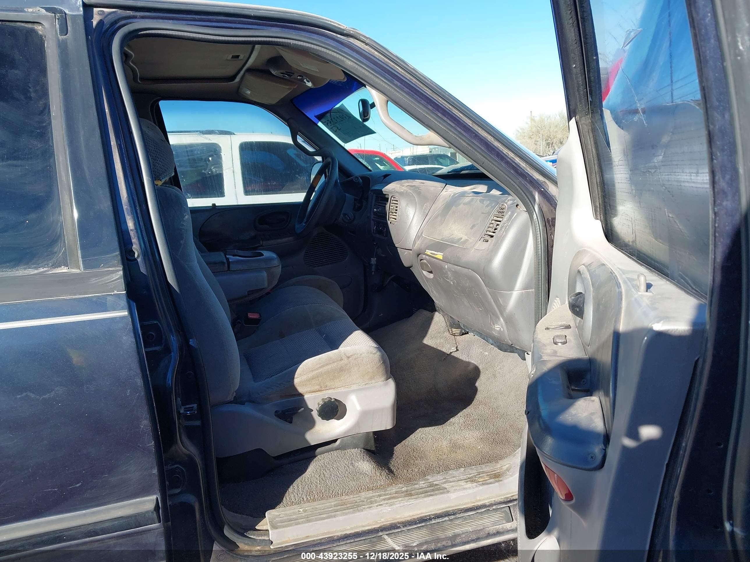 FORD F-150 image 5