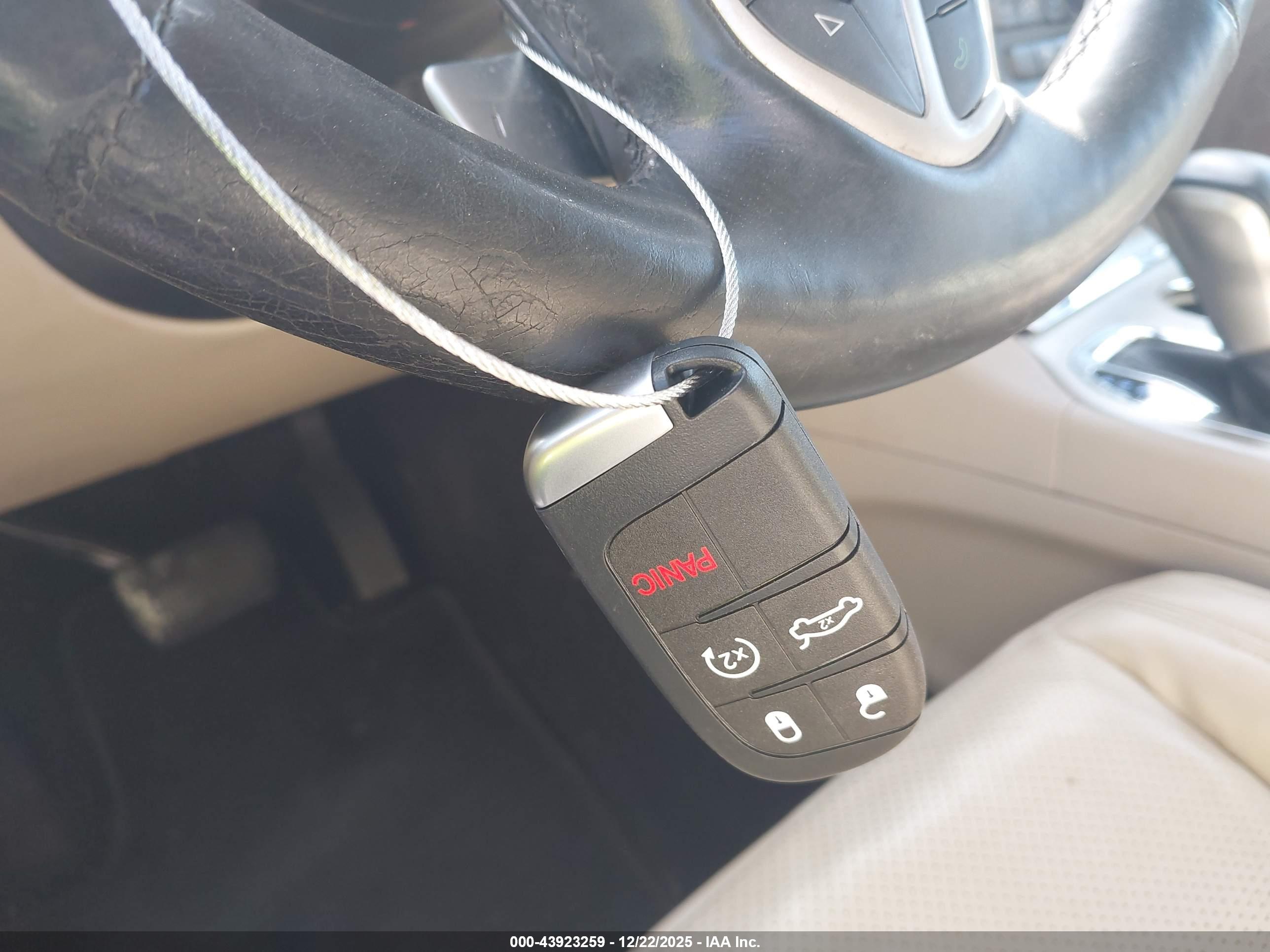 JEEP GRAND image 11