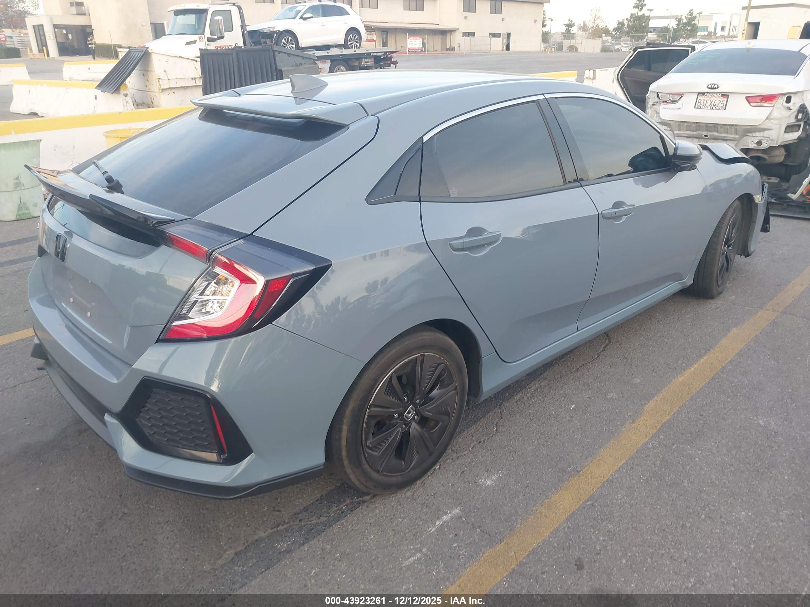 HONDA CIVIC image 4