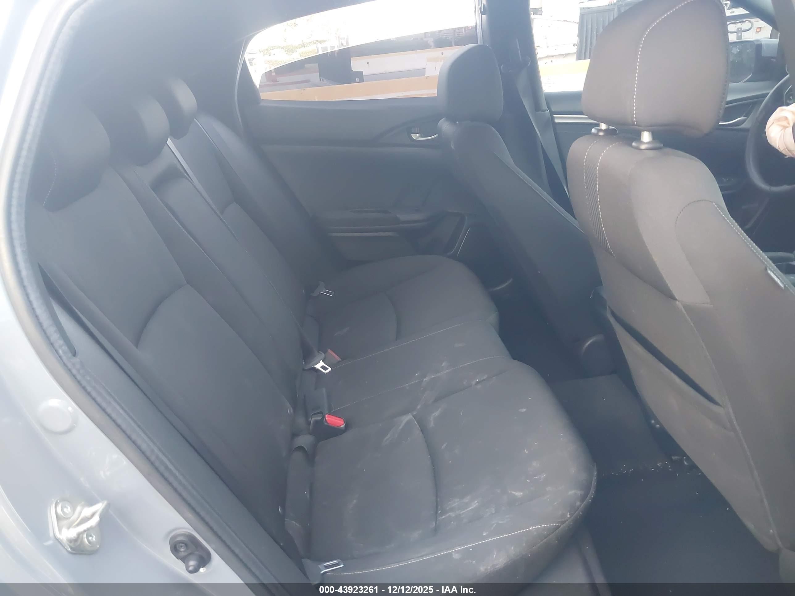 HONDA CIVIC image 8