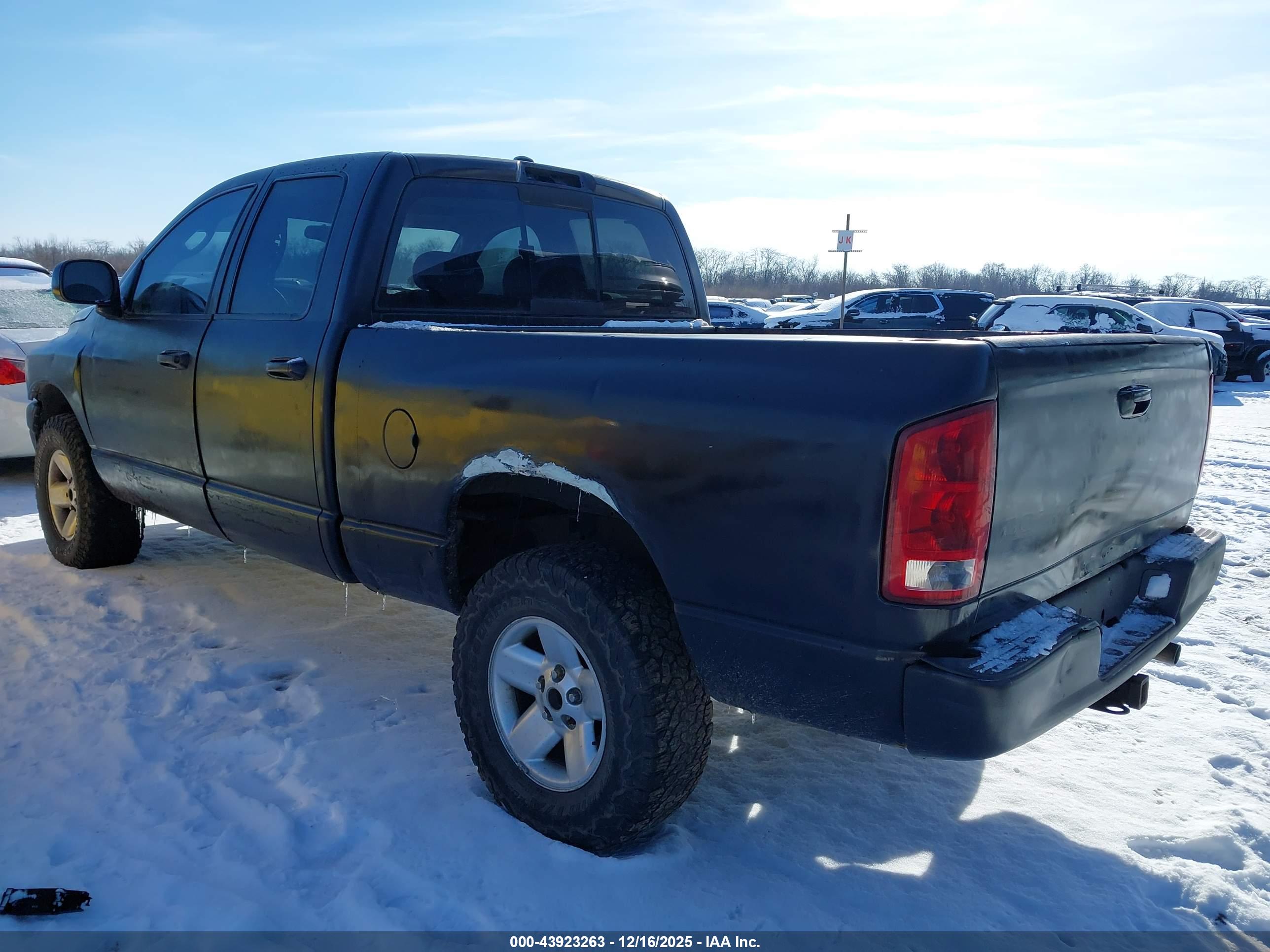 DODGE RAM image 3
