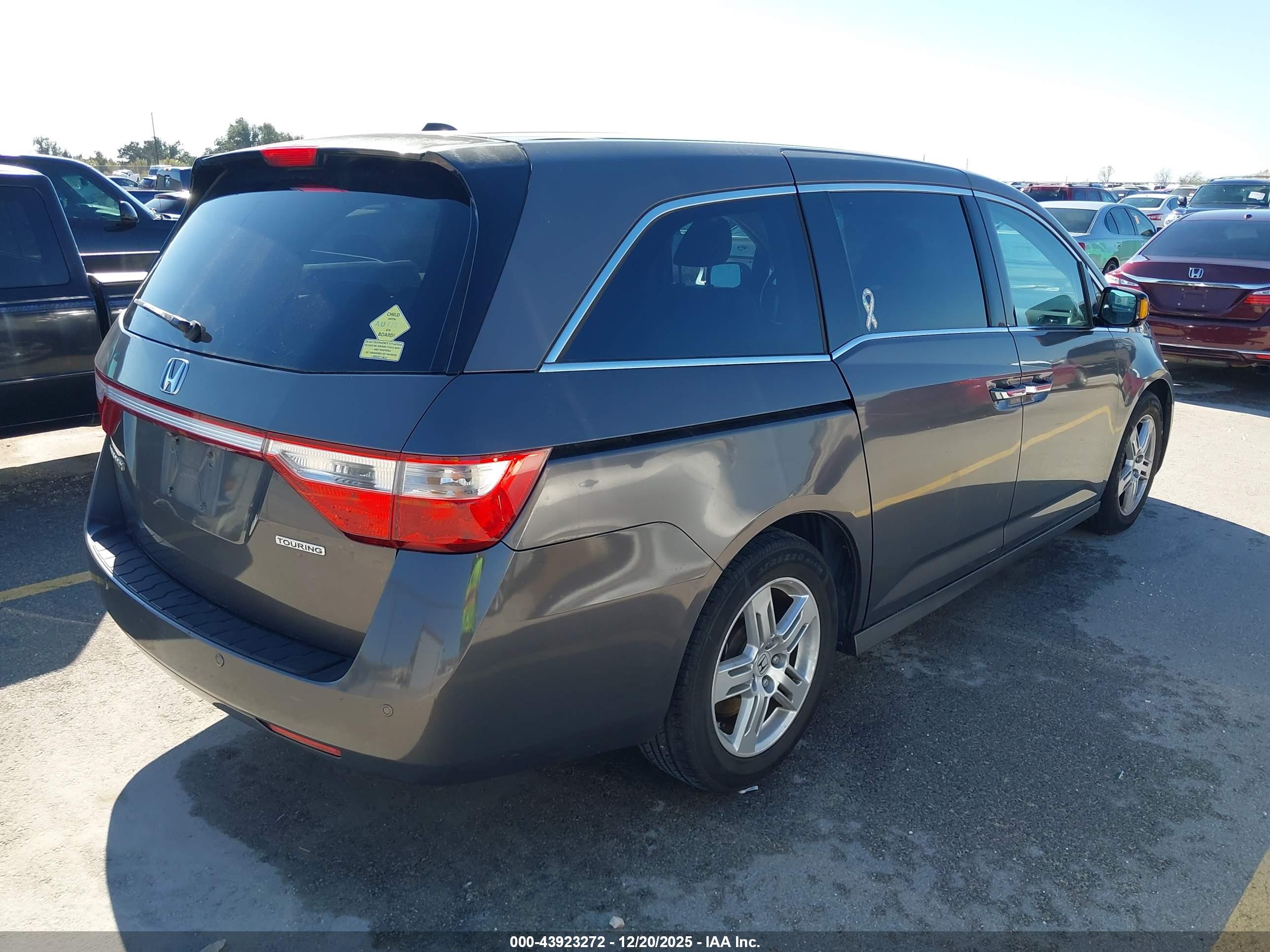 HONDA ODYSSEY image 4