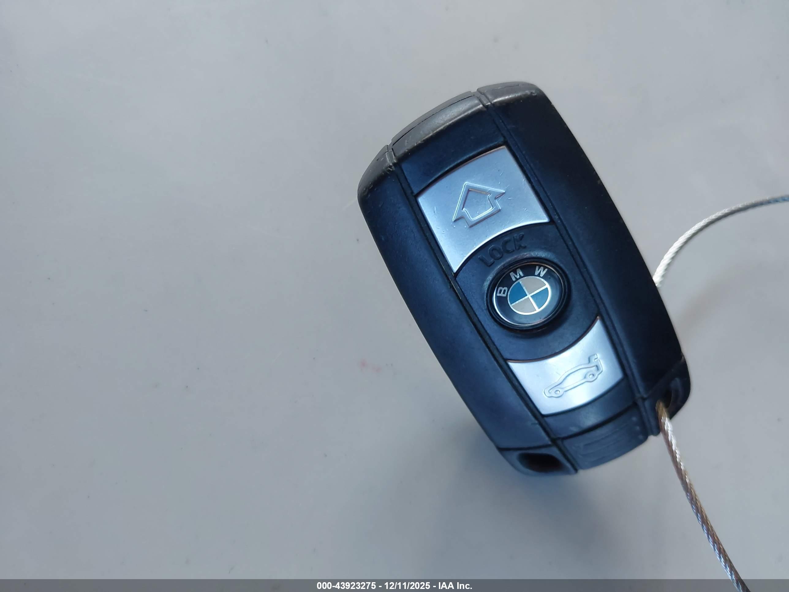 BMW 135I image 11