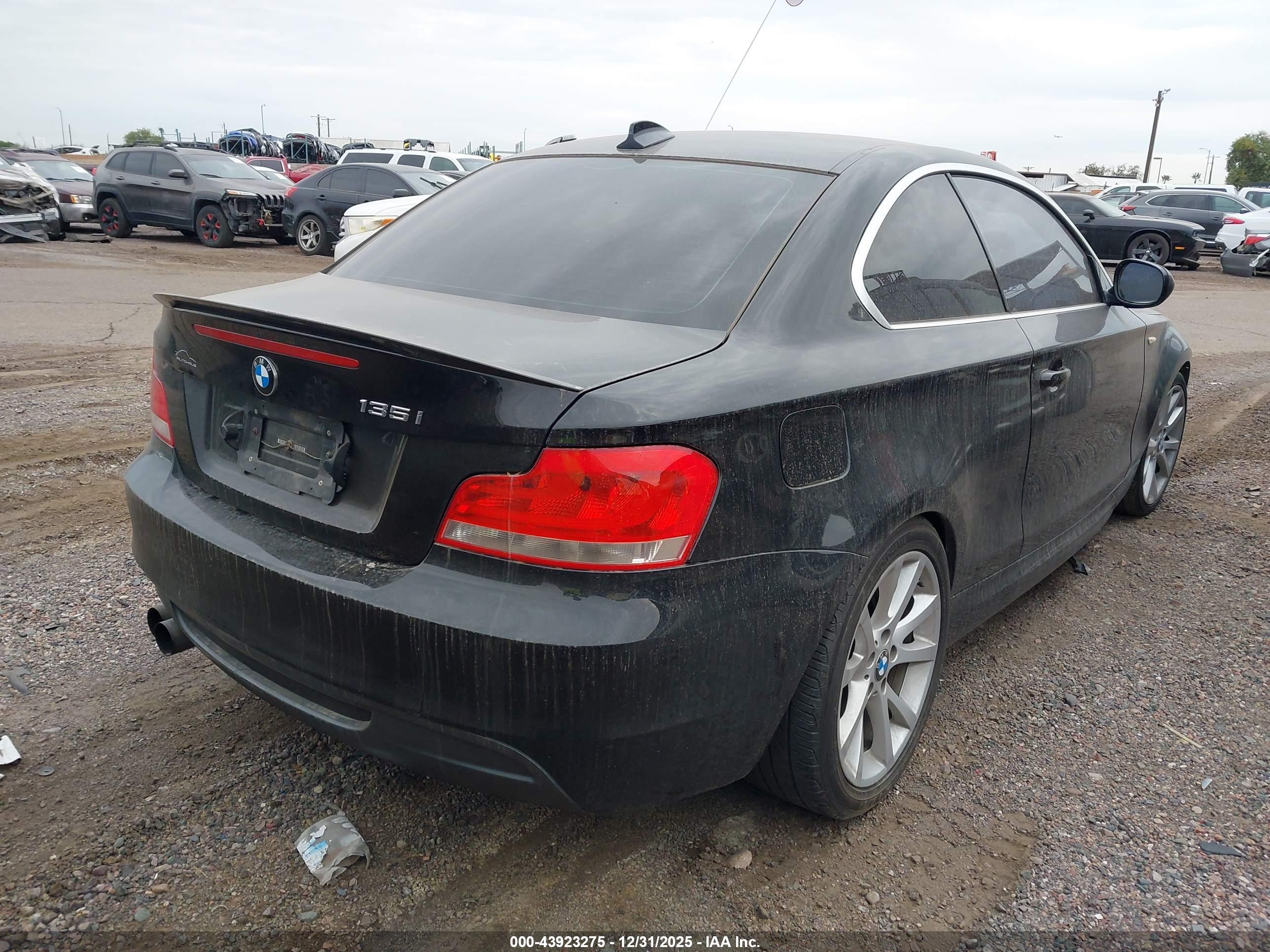 BMW 135I image 4