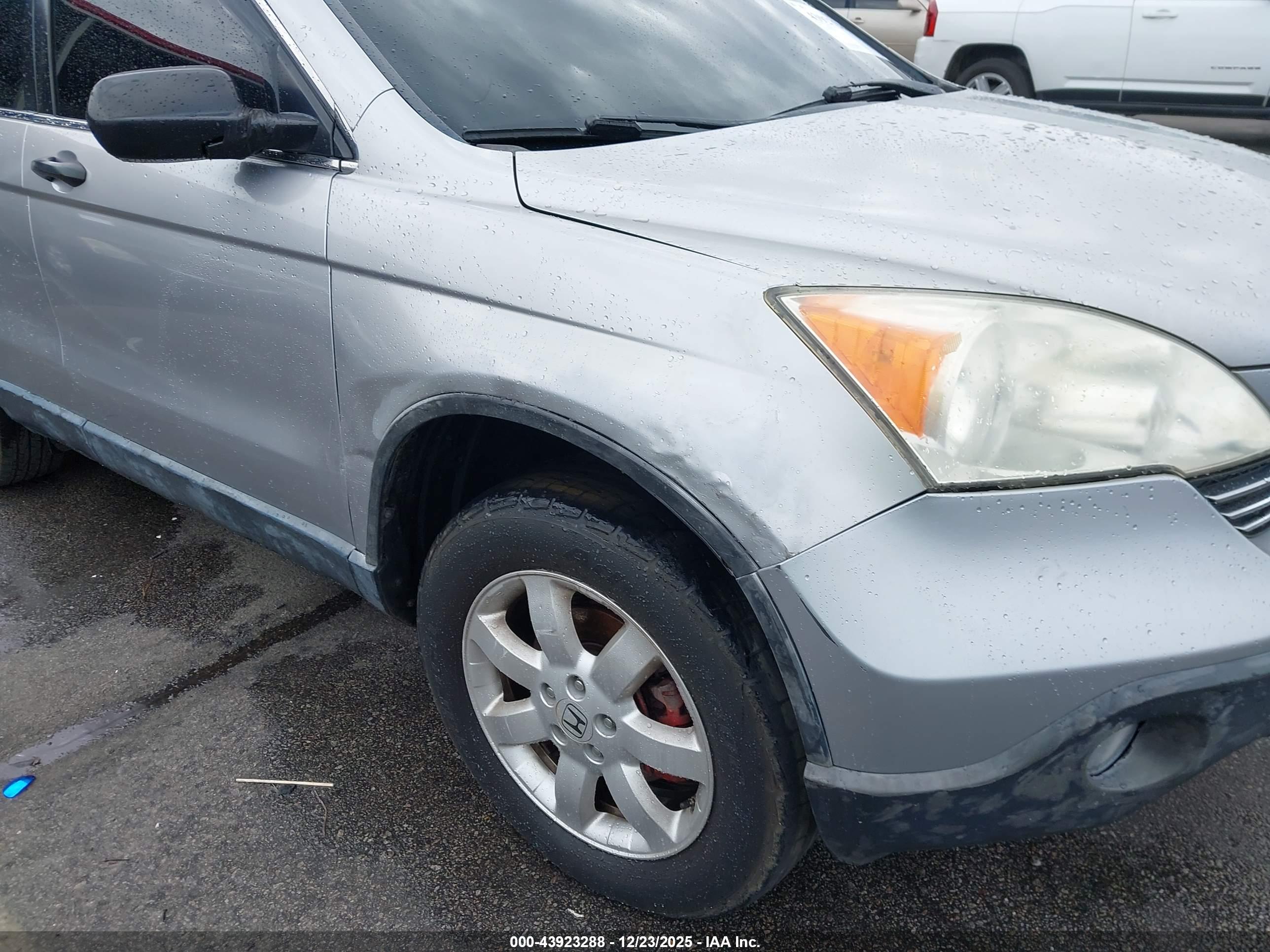 HONDA CR-V image 6