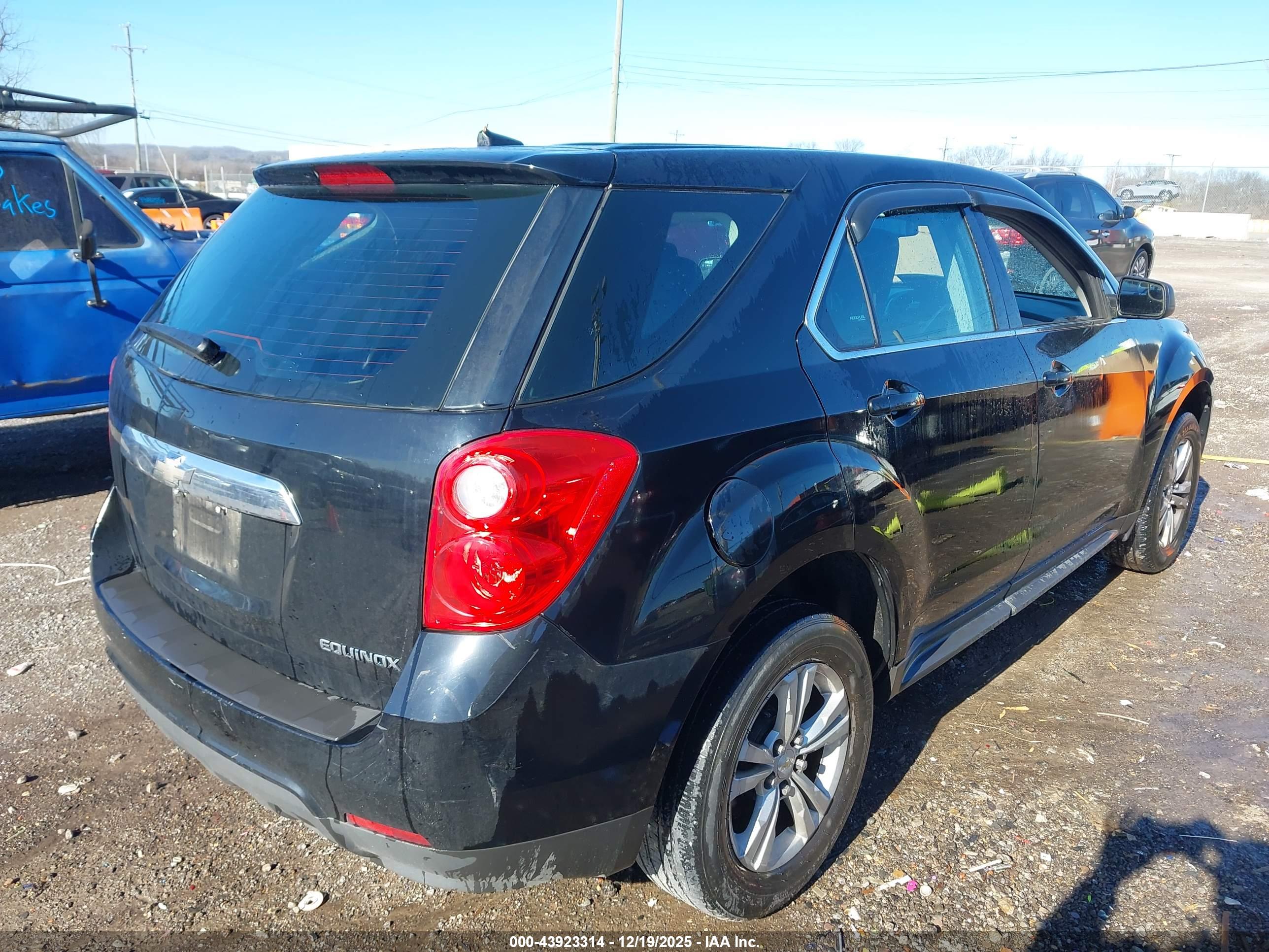 CHEVROLET EQUINOX image 4