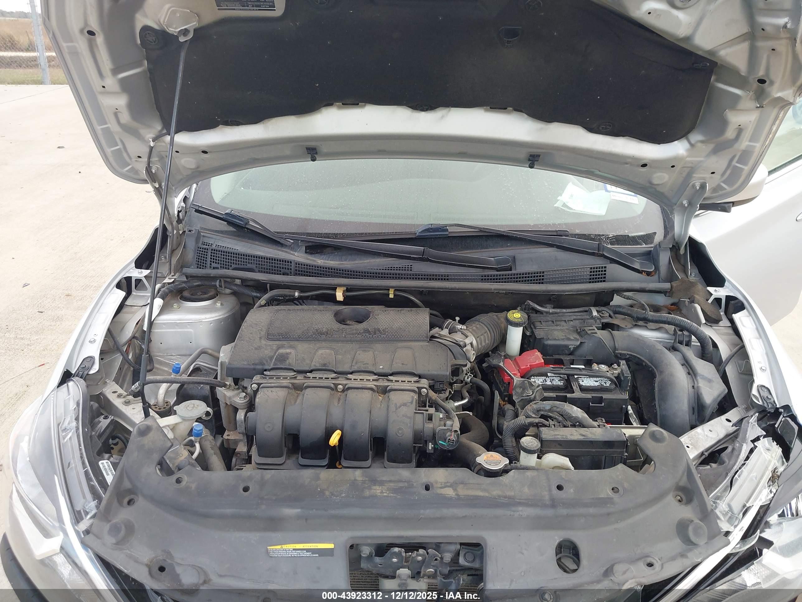 NISSAN SENTRA image 10