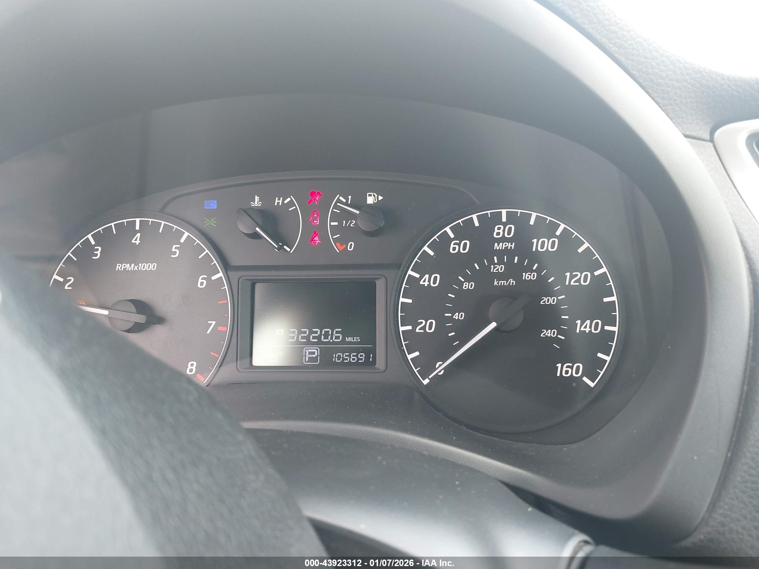 NISSAN SENTRA image 7