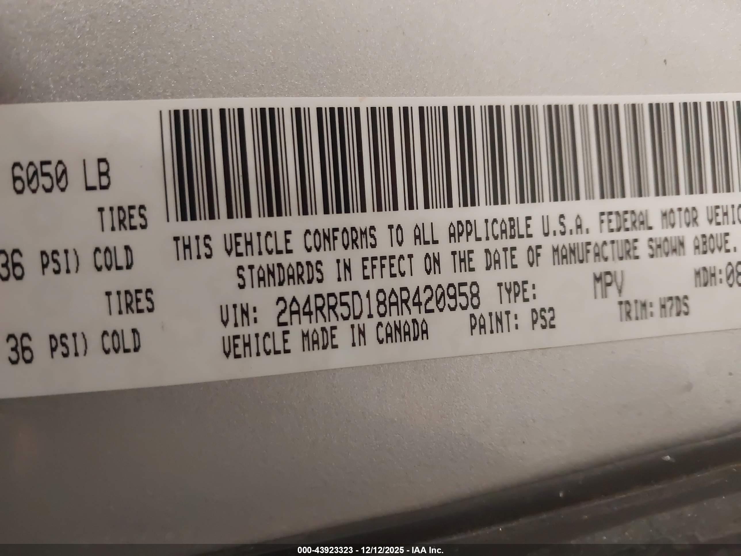 CHRYSLER TOWN image 9