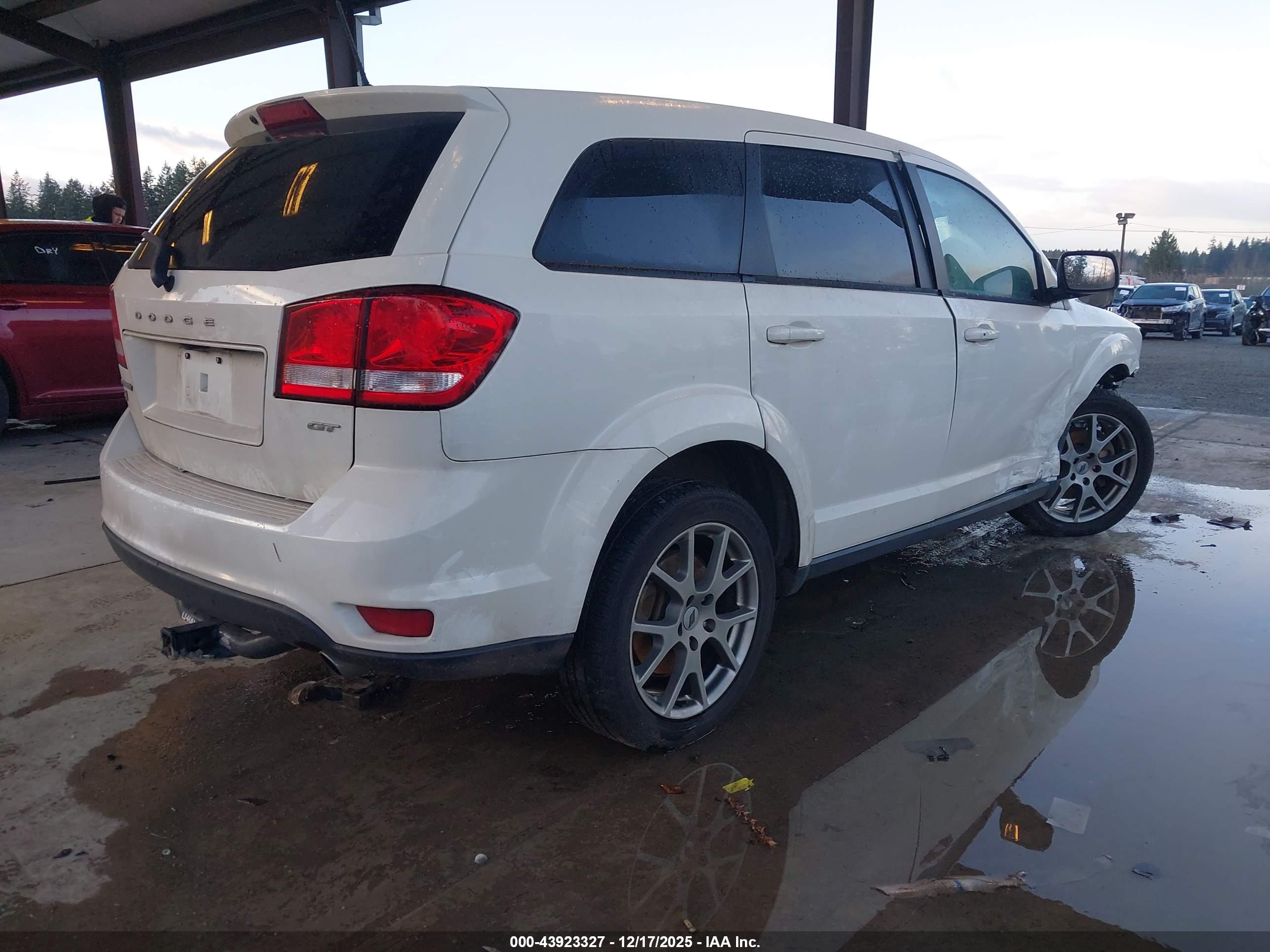 DODGE JOURNEY image 4