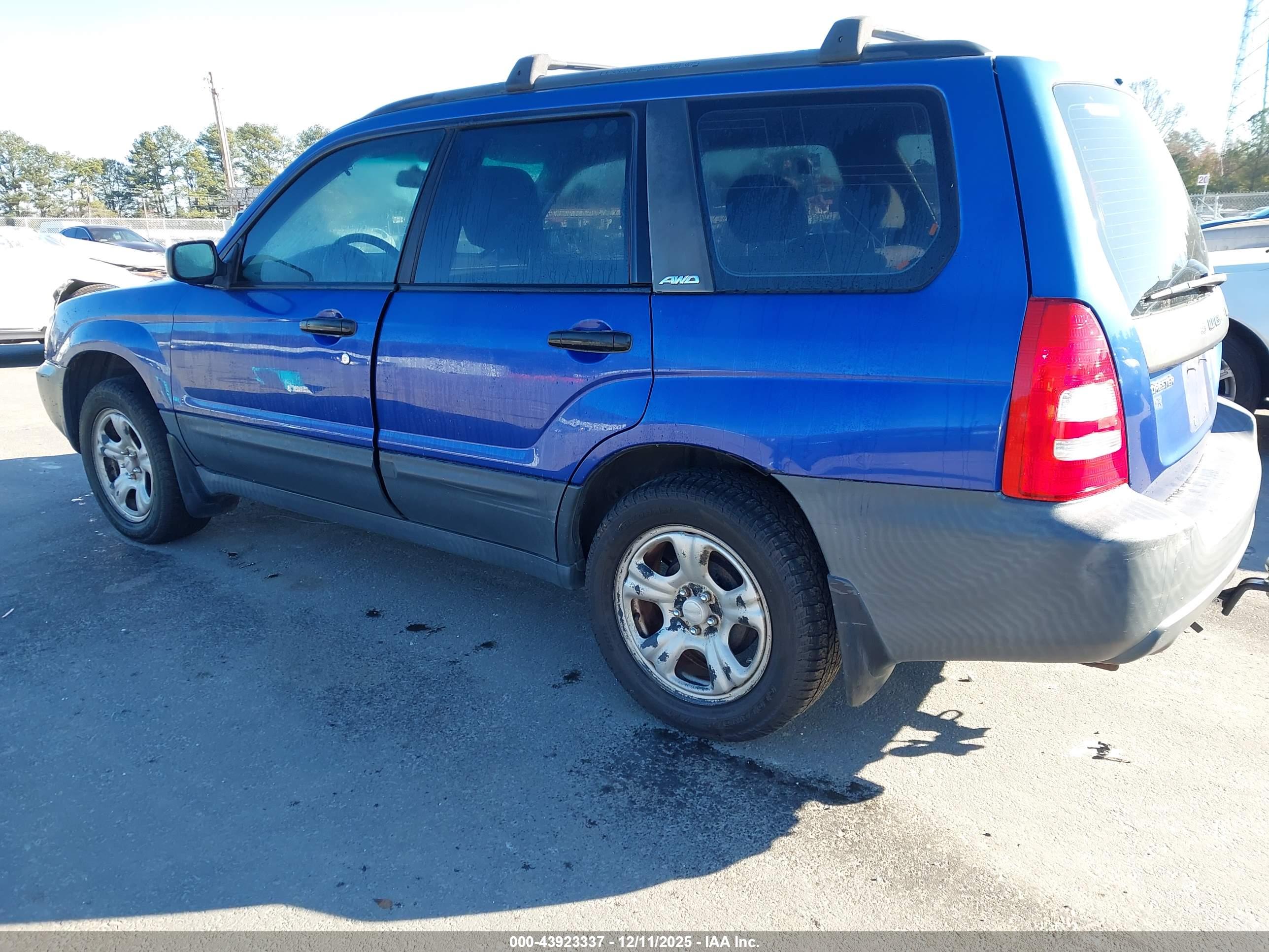 SUBARU FORESTER image 3