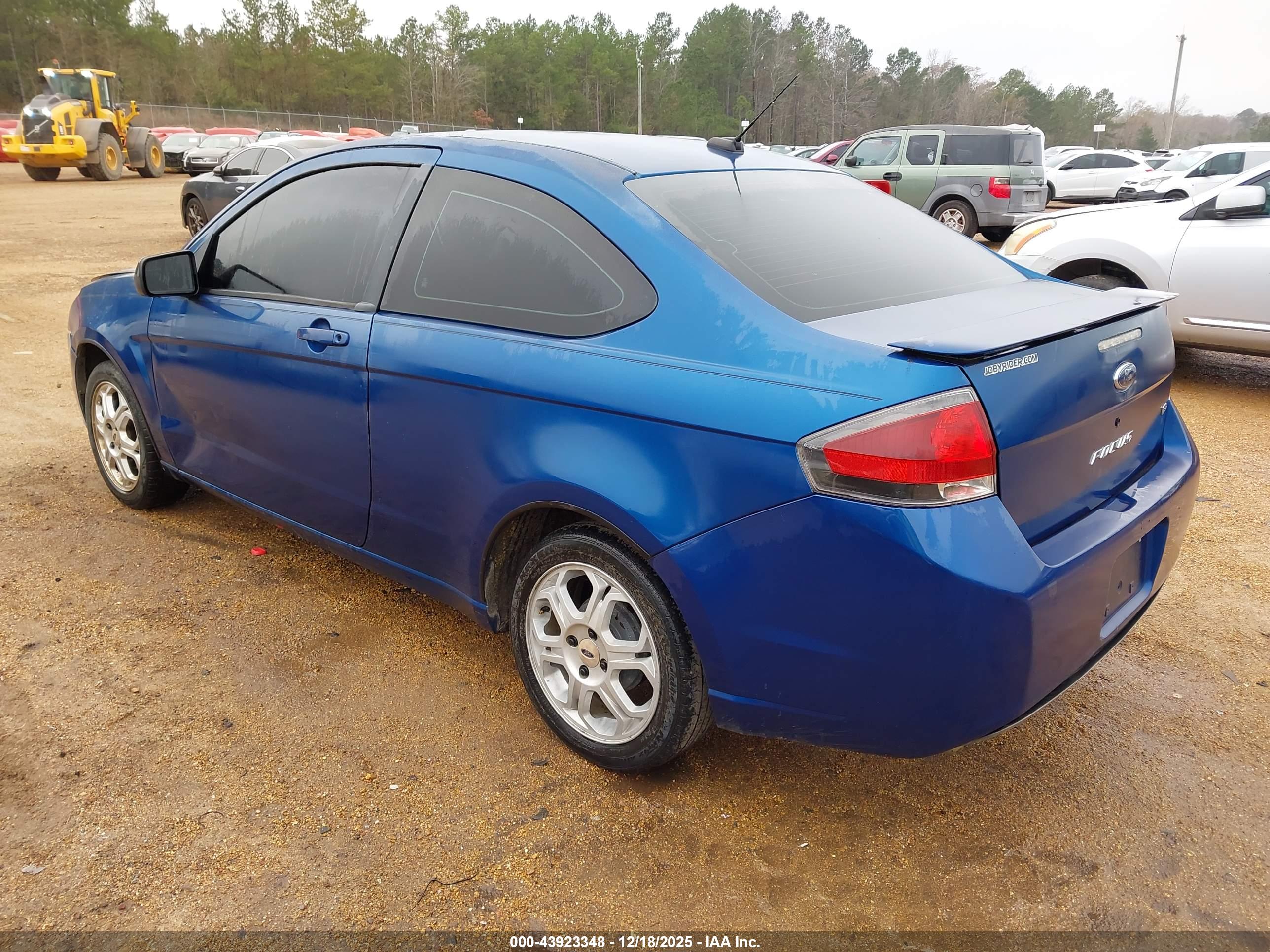 FORD FOCUS image 3