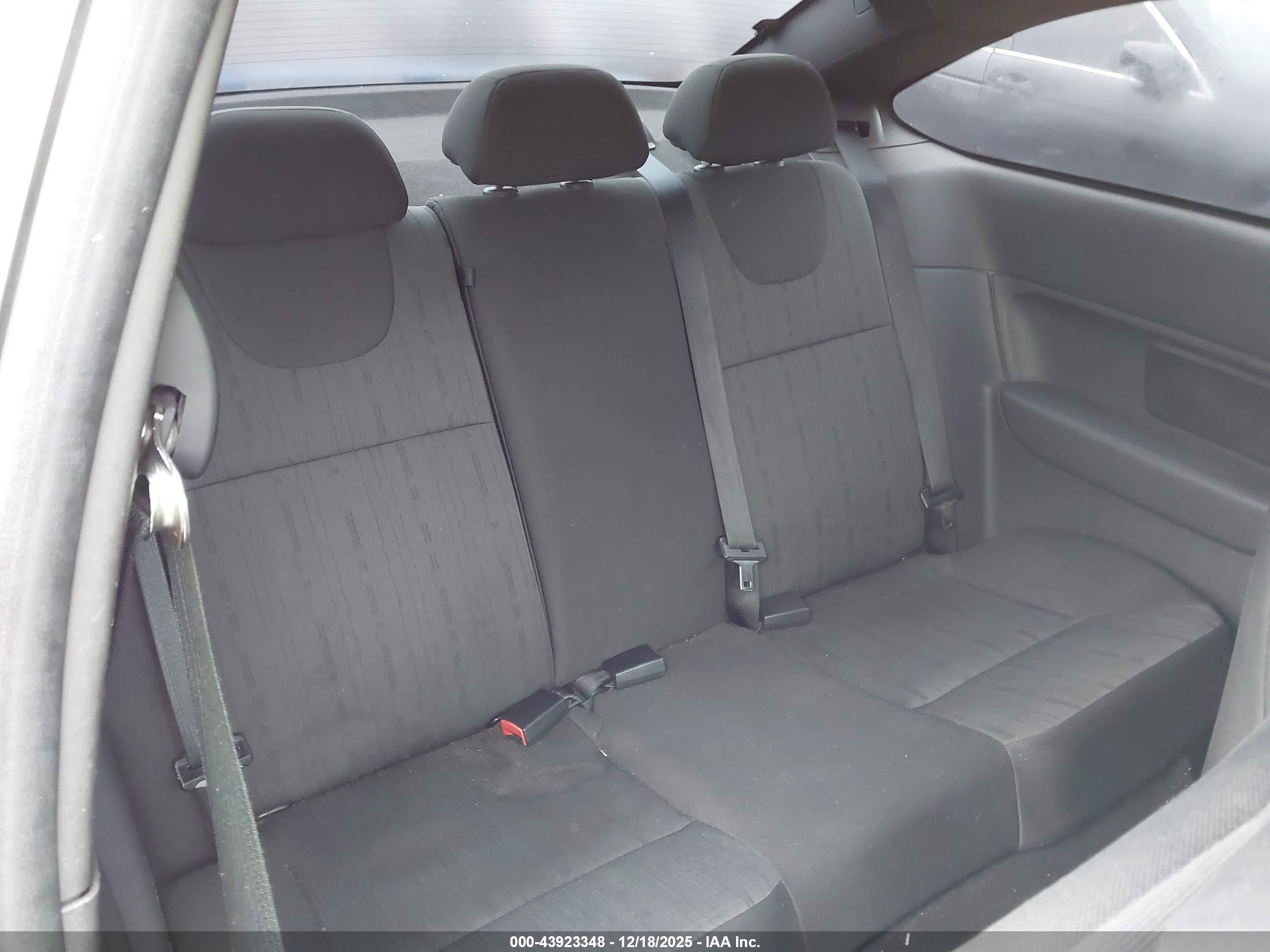 FORD FOCUS image 8