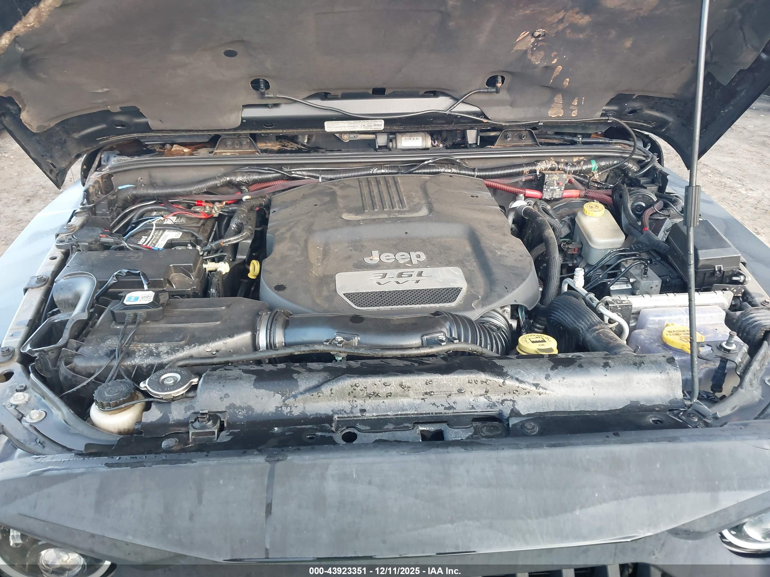JEEP WRANGLER image 10