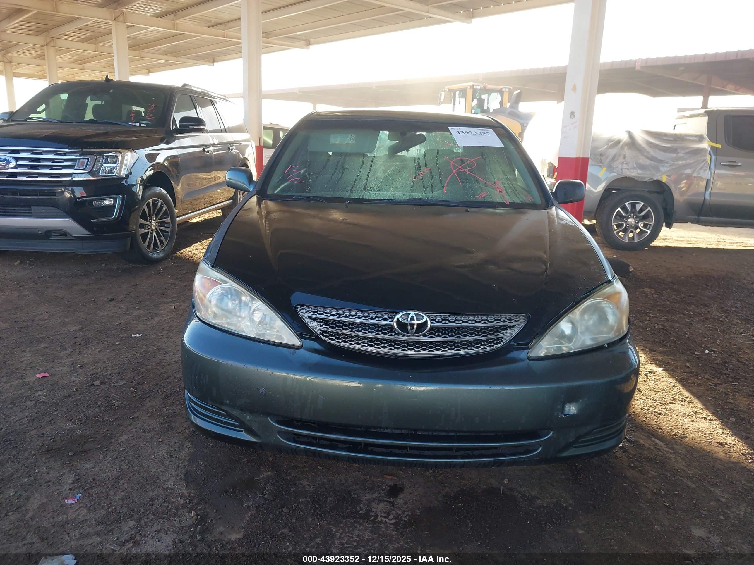 TOYOTA CAMRY image 6