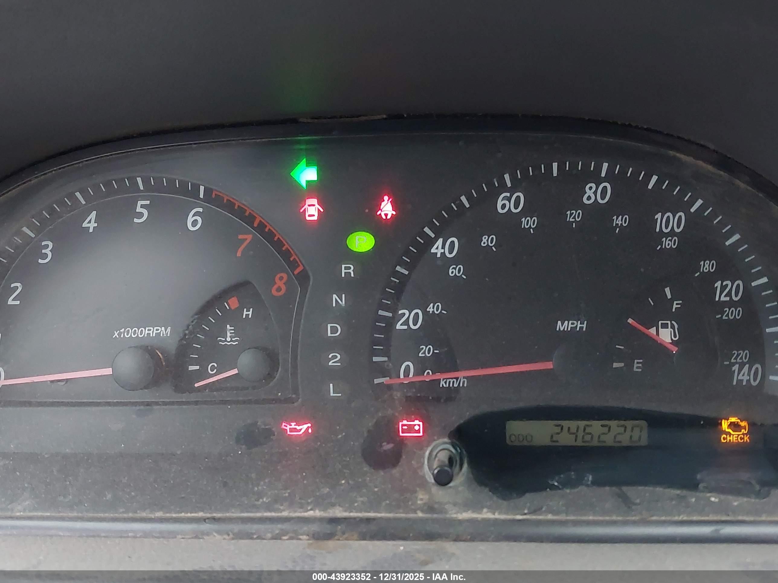 TOYOTA CAMRY image 7