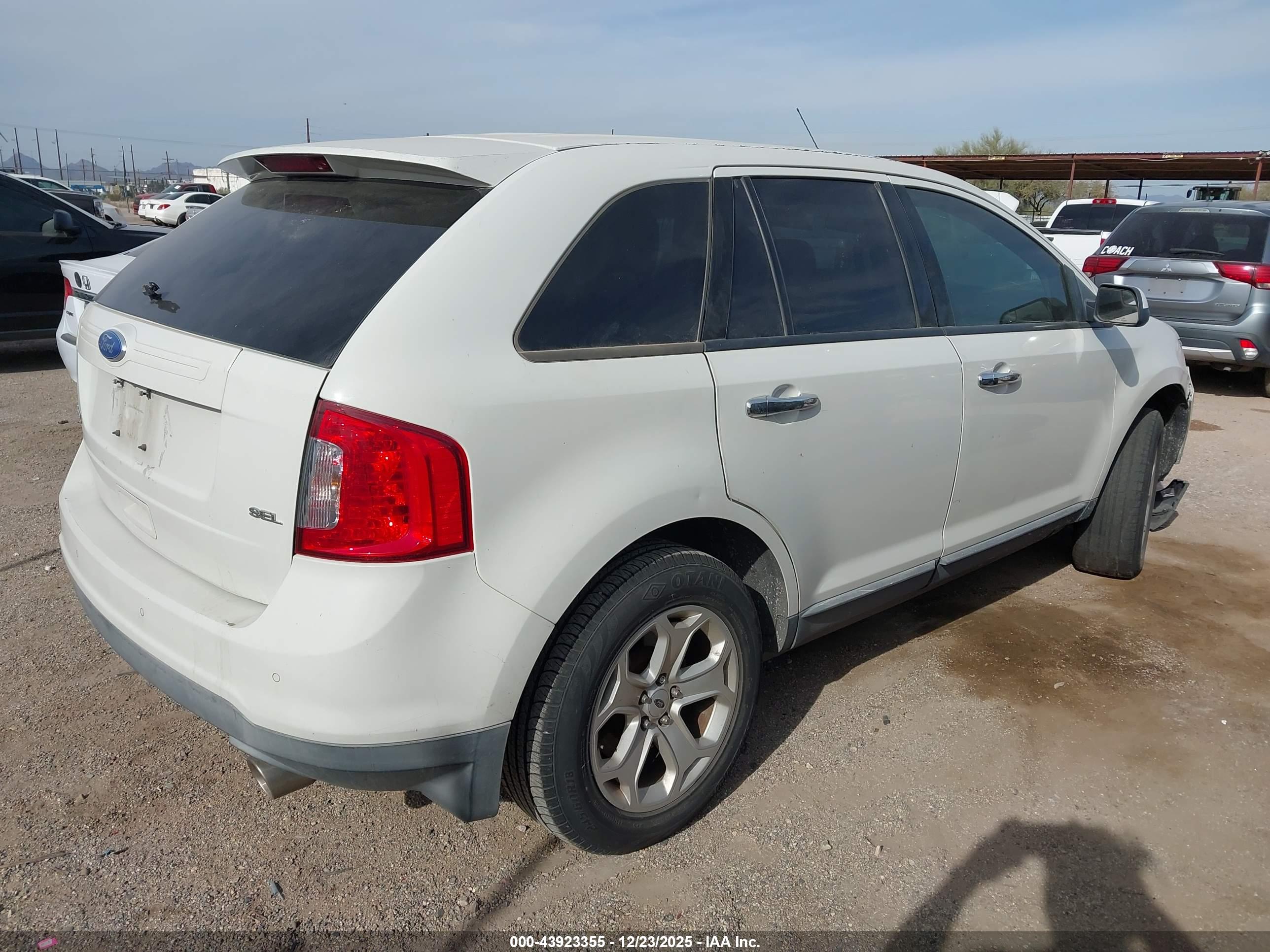 FORD EDGE image 4