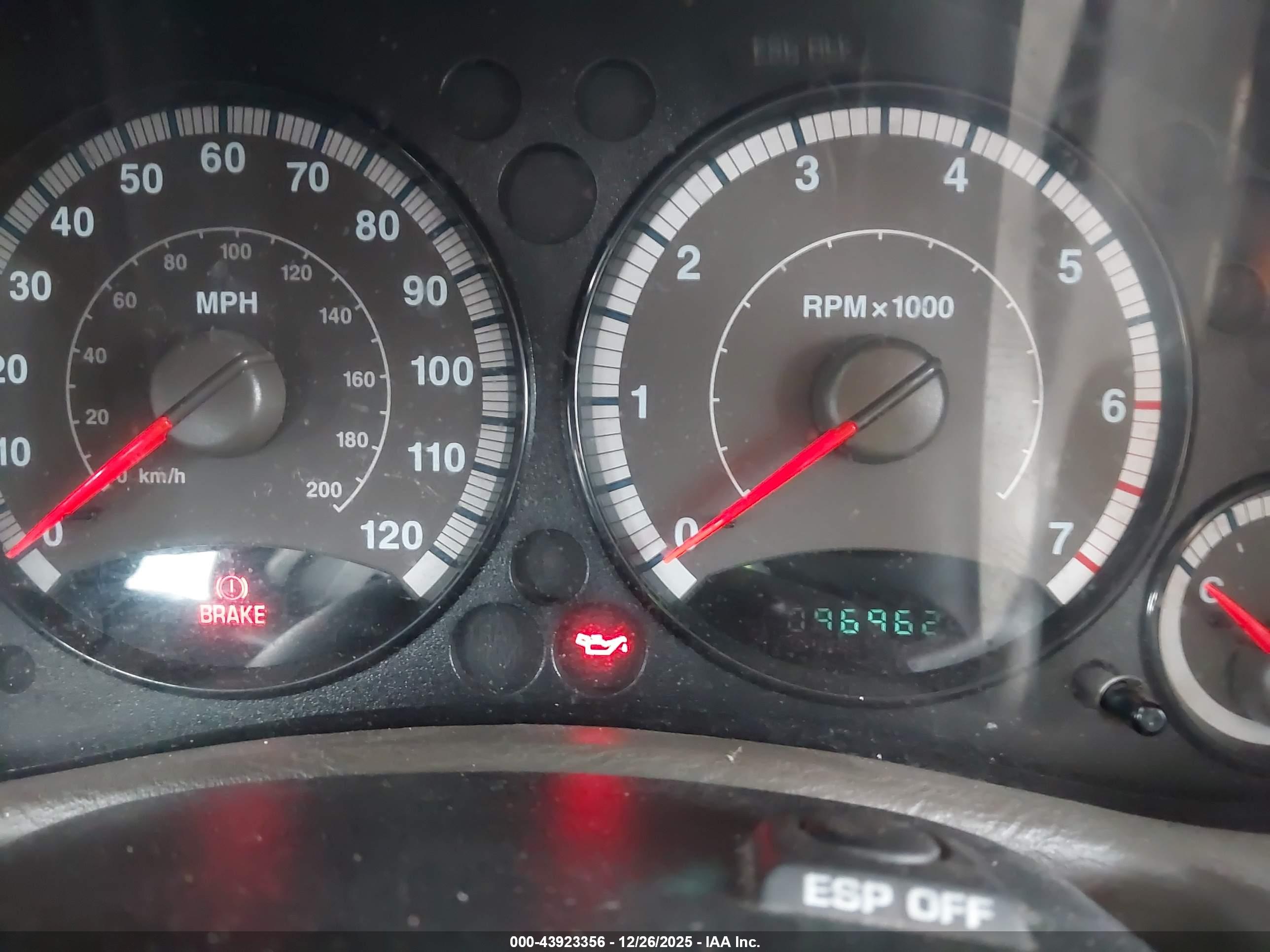 JEEP LIBERTY image 7
