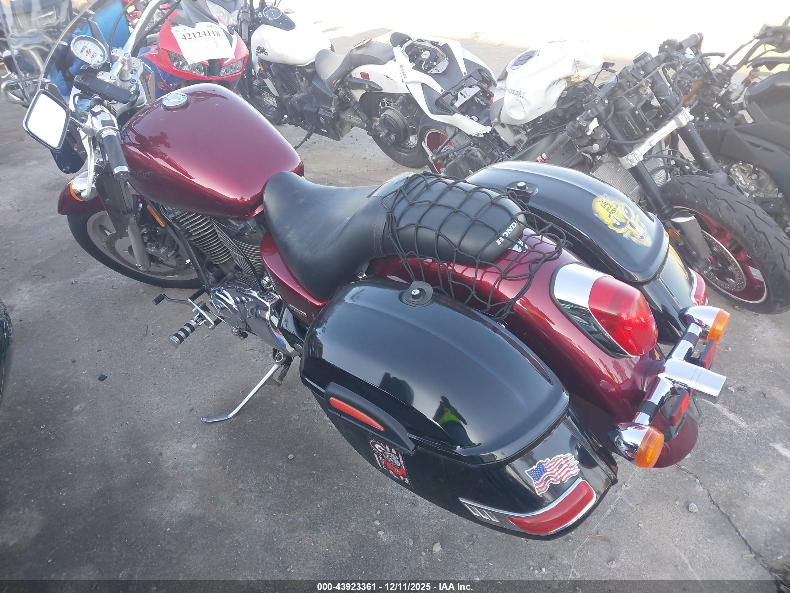 HONDA VT1100 image 3