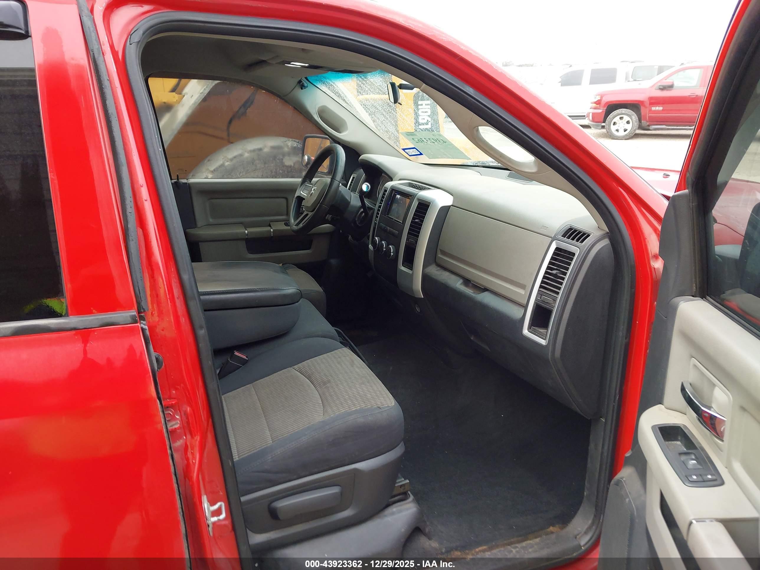 DODGE RAM image 5