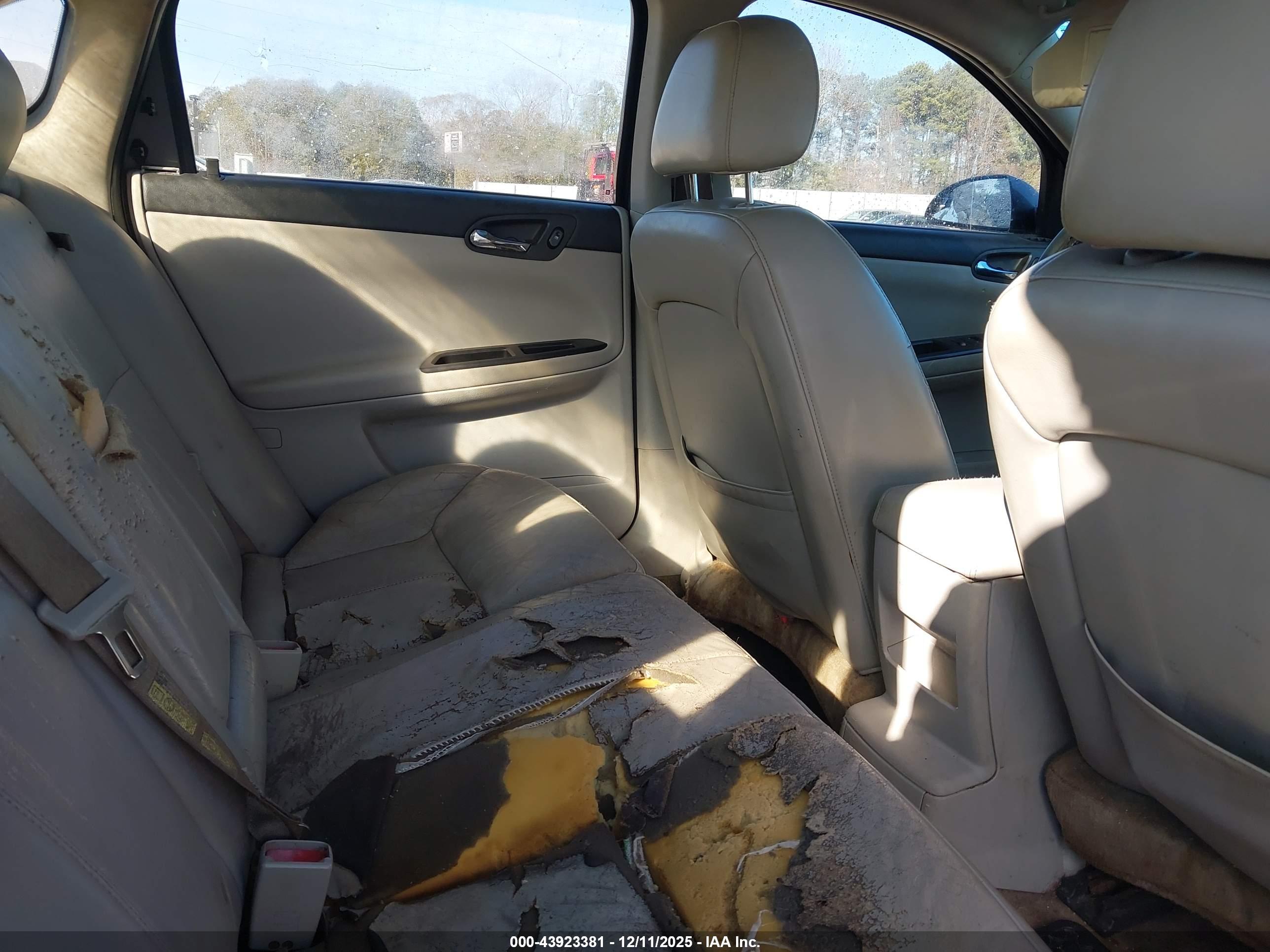 CHEVROLET IMPALA image 8