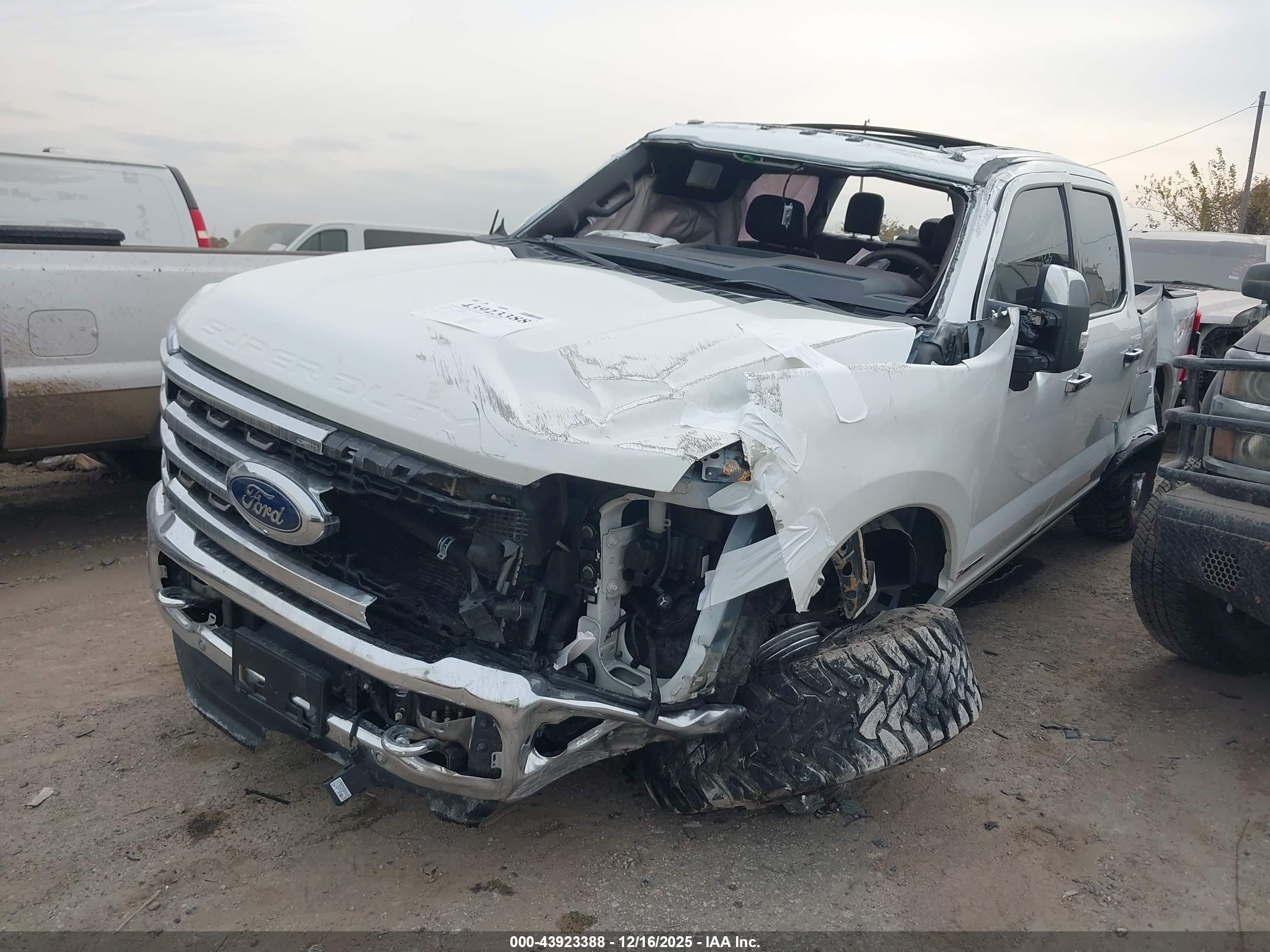FORD F-250 image 2