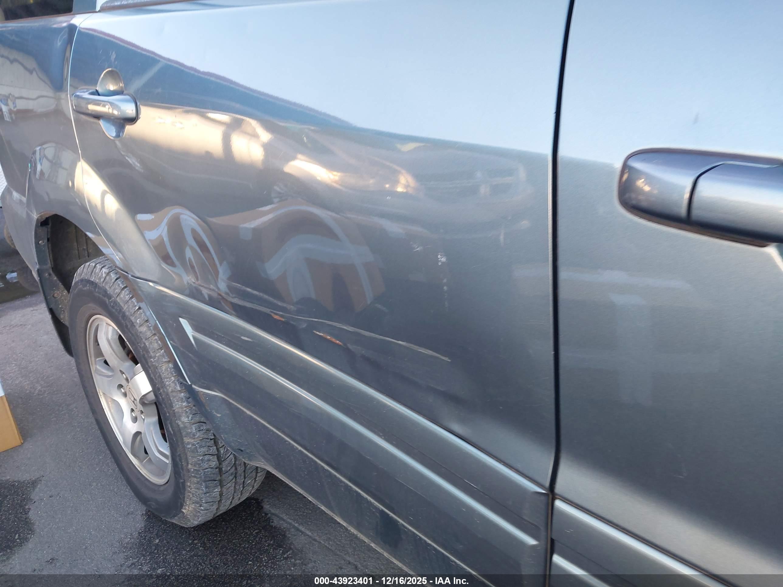 HONDA PILOT image 6