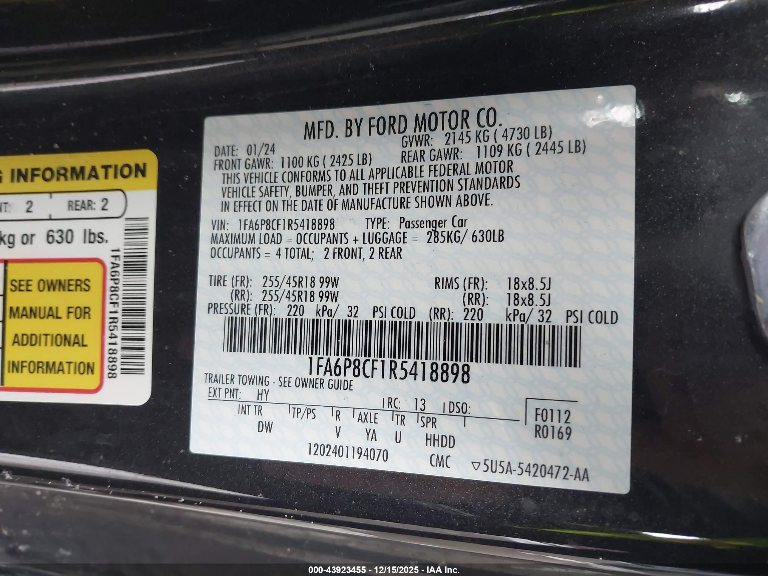 FORD MUSTANG image 9