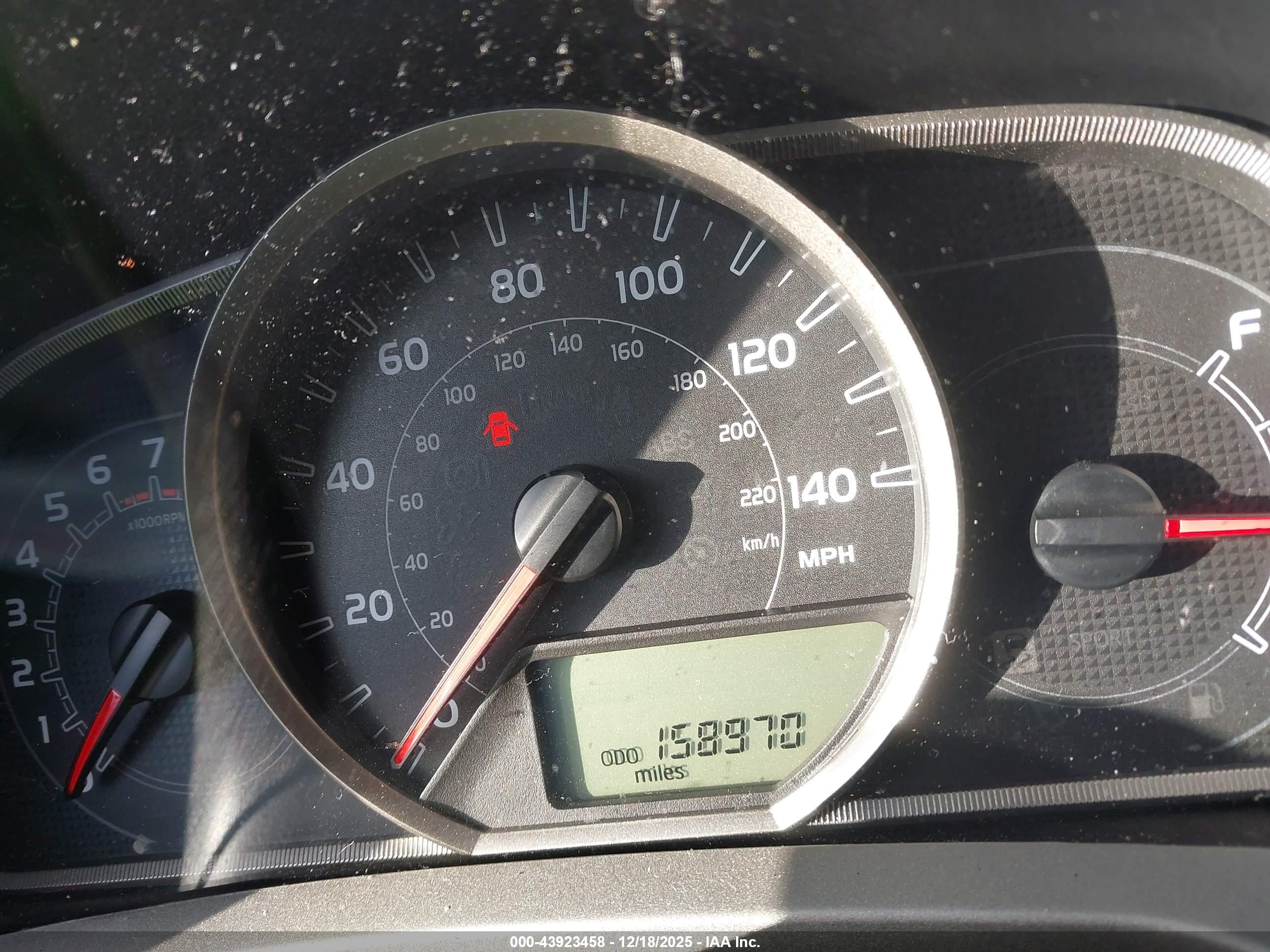 TOYOTA RAV4 image 7