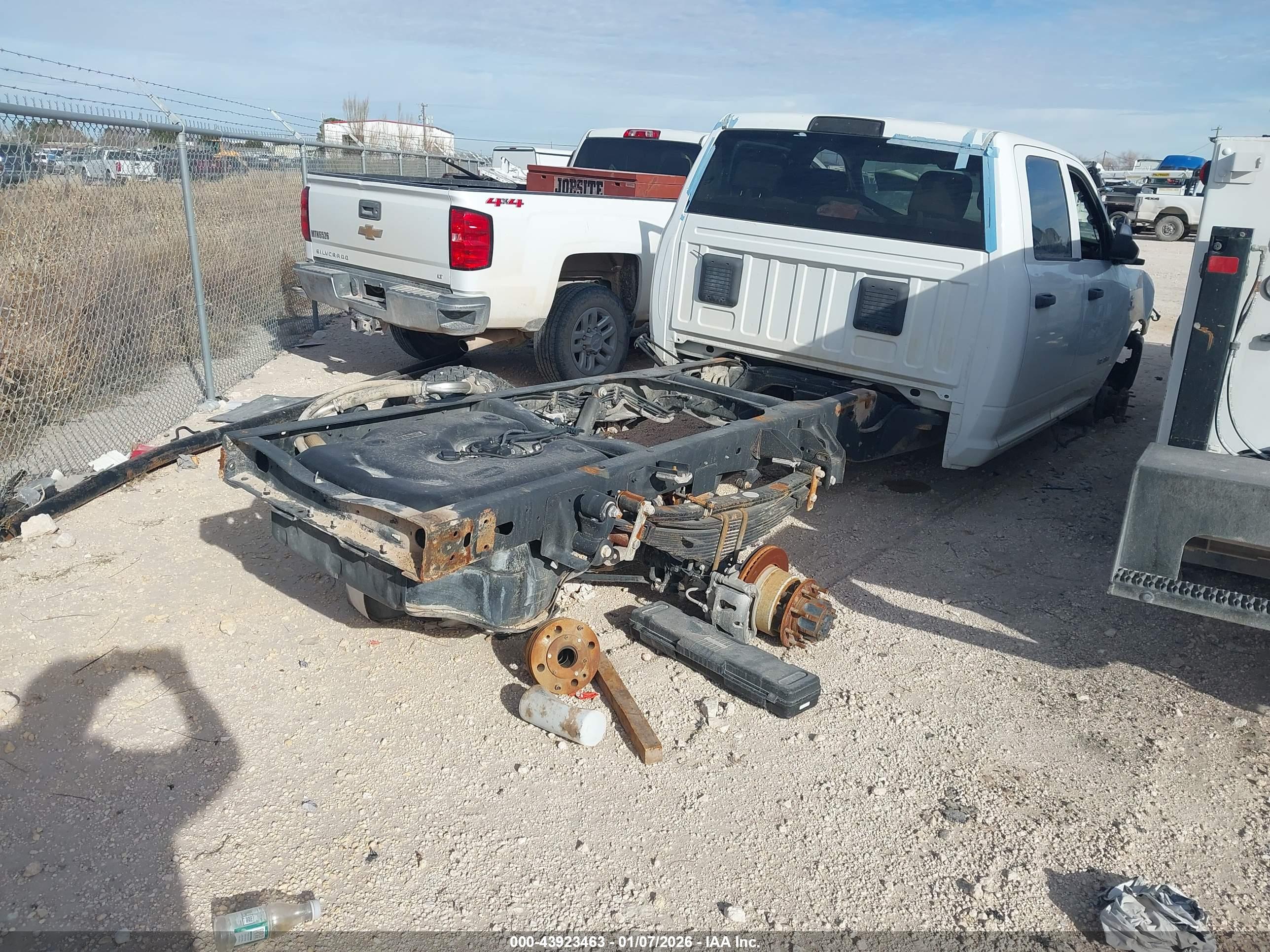 RAM 3500 image 4