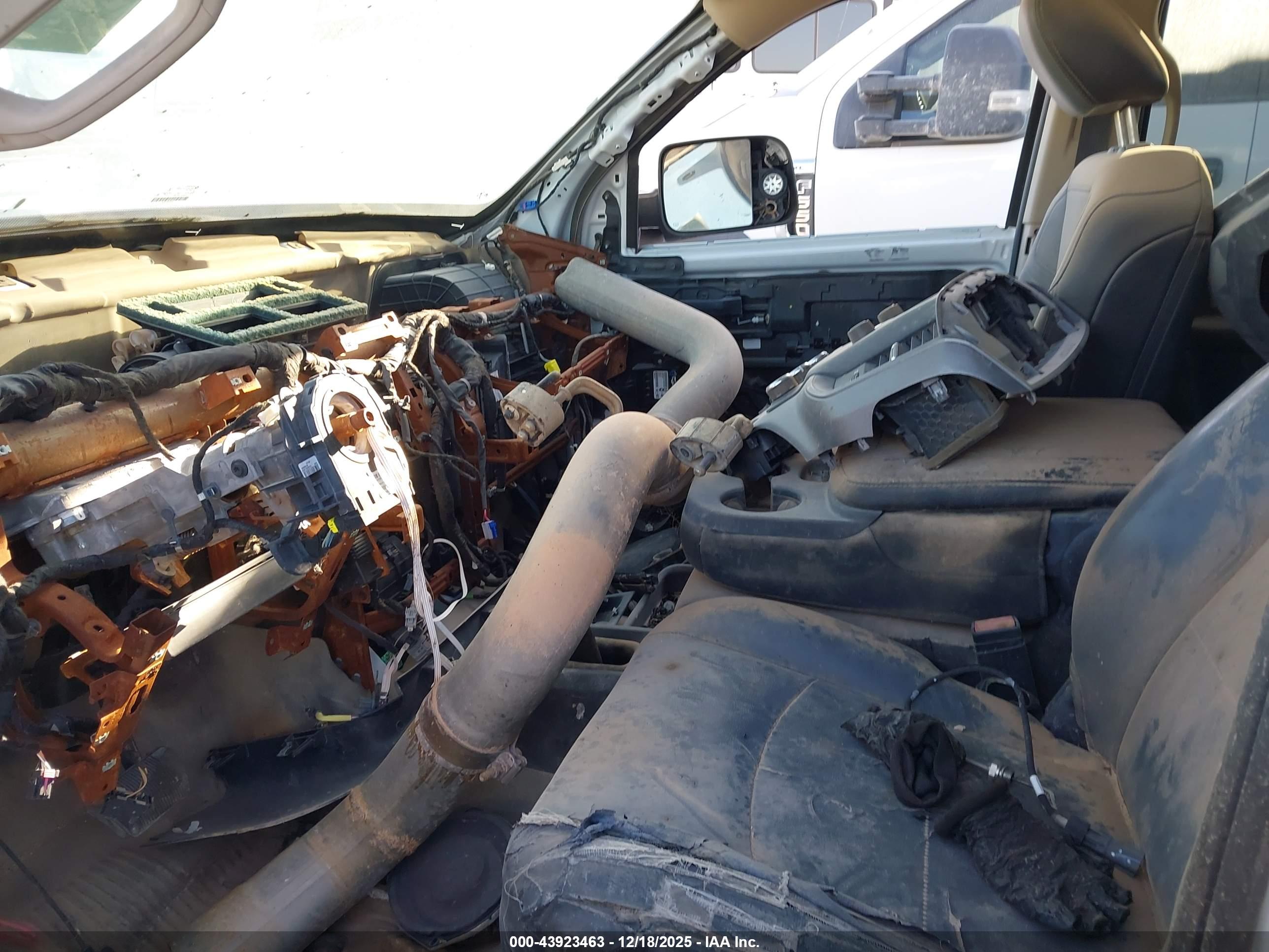 RAM 3500 image 8