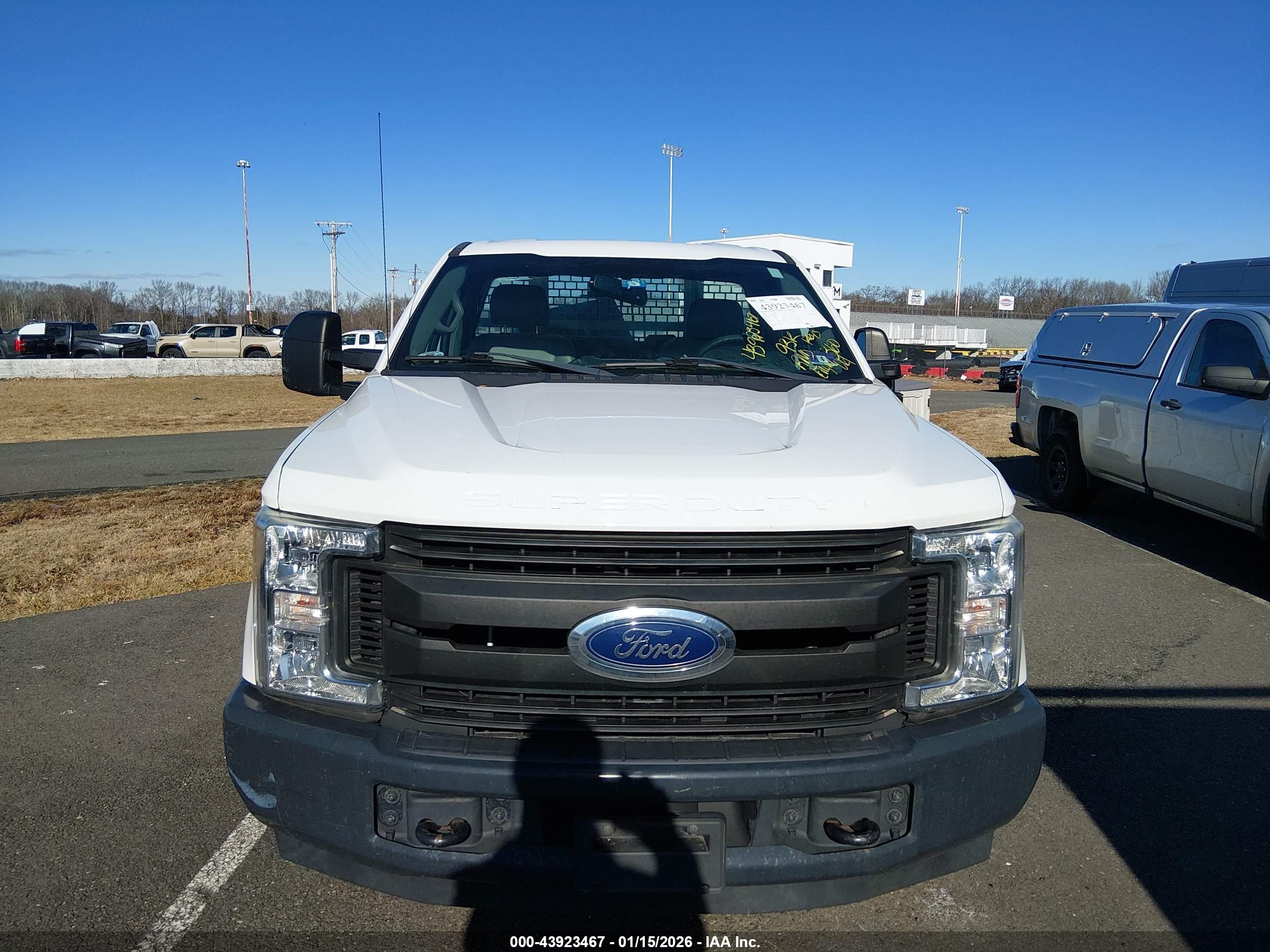 FORD F-250 image 6
