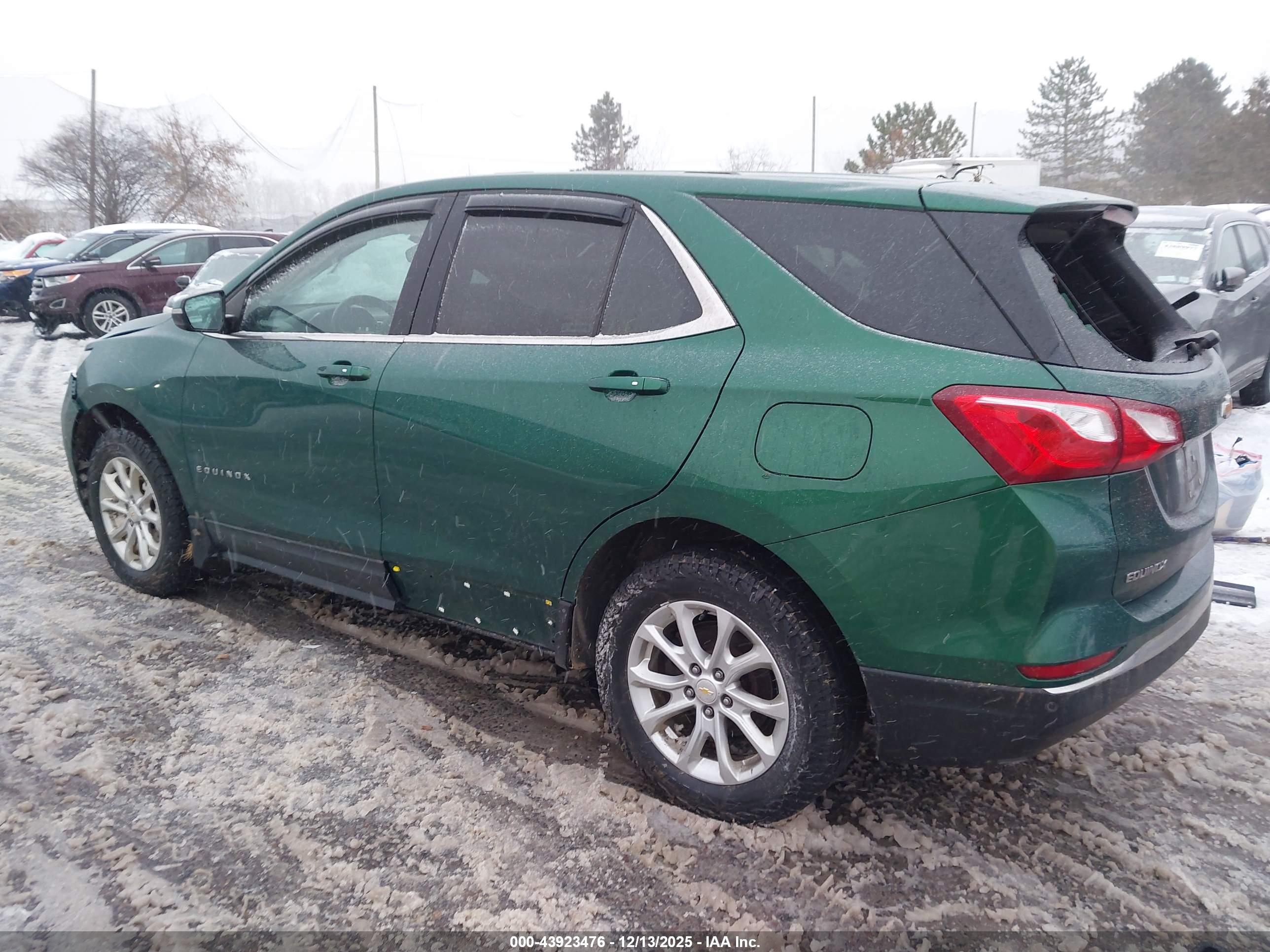 CHEVROLET EQUINOX image 3