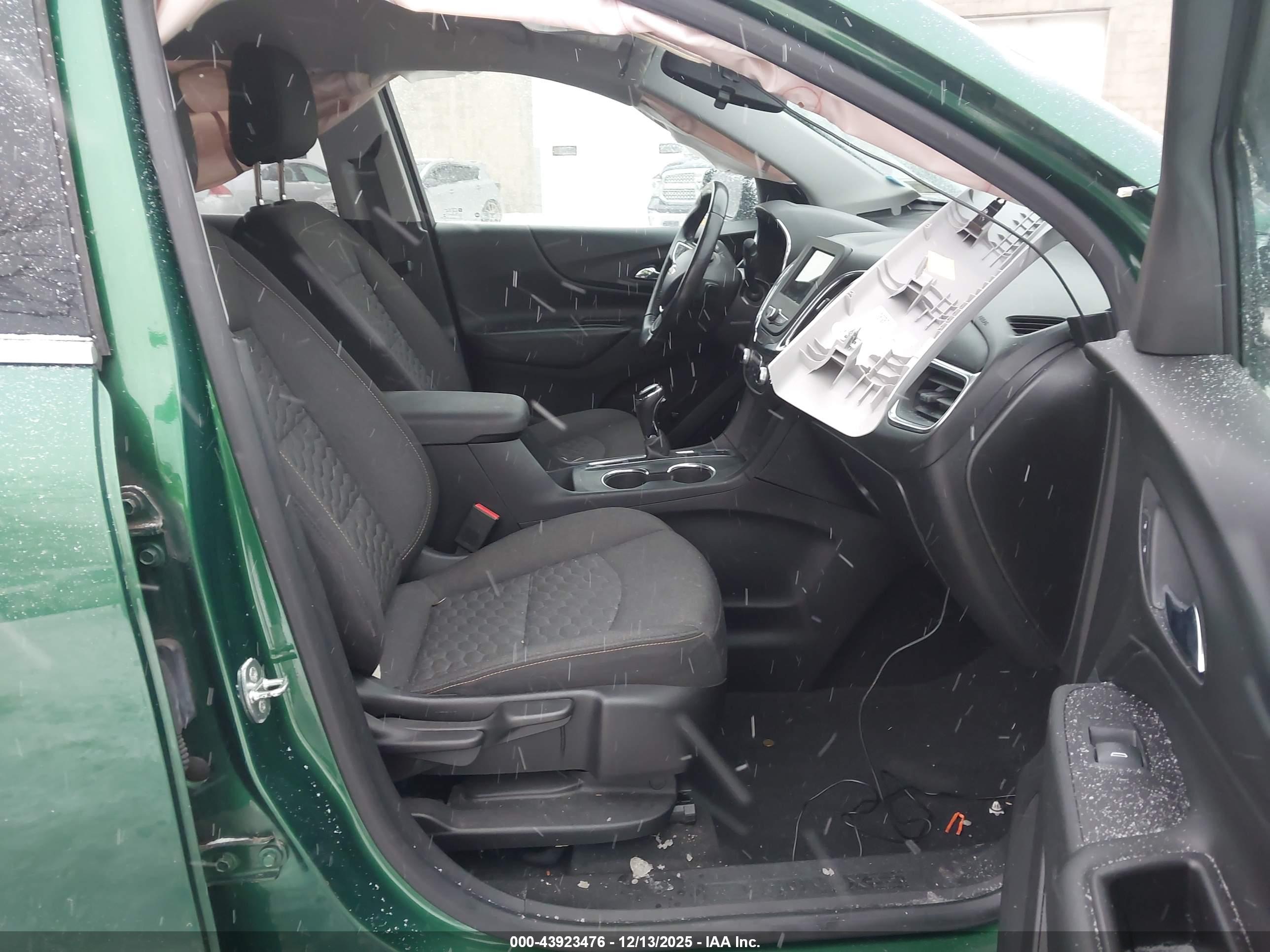 CHEVROLET EQUINOX image 5