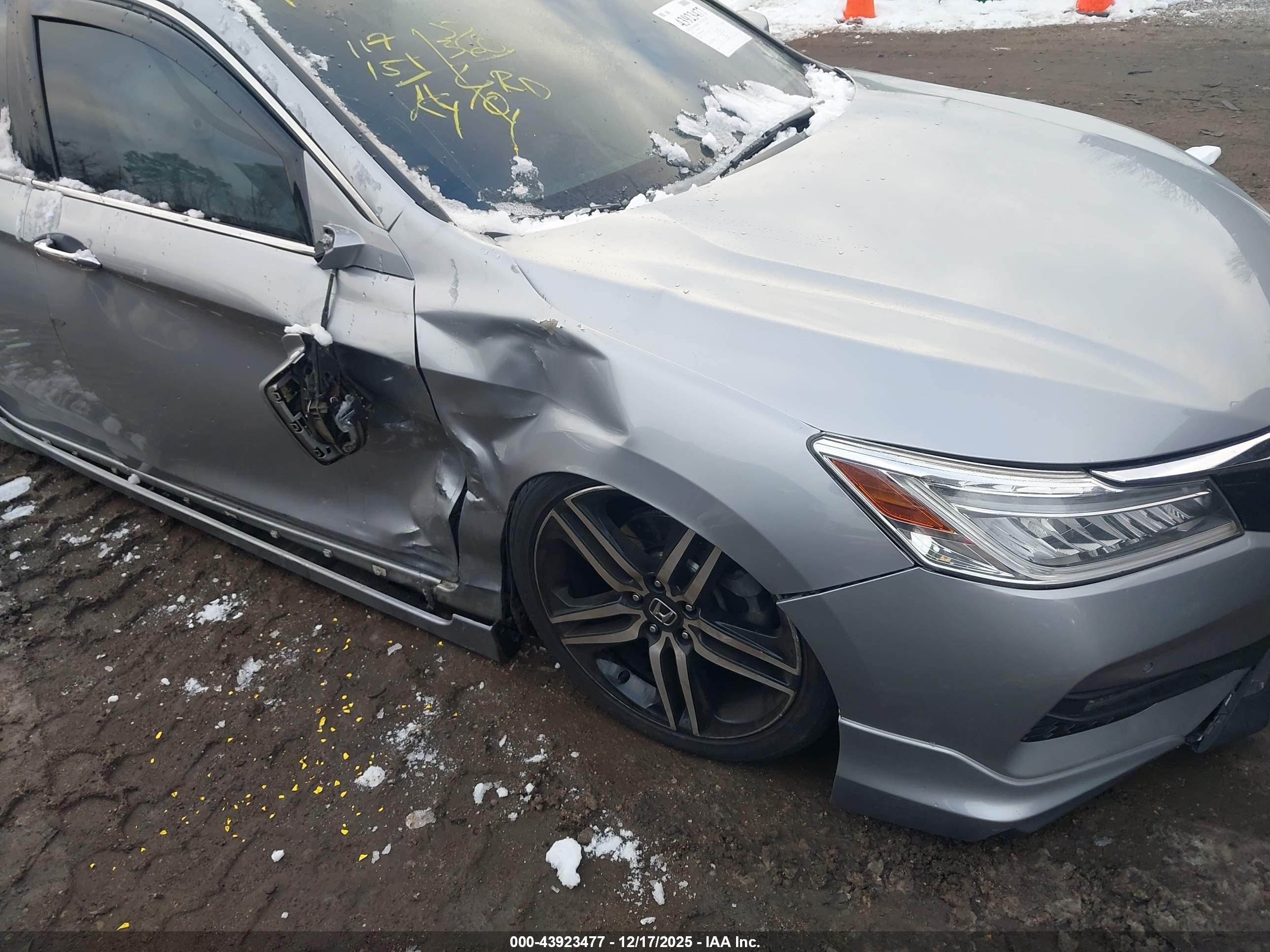 HONDA ACCORD image 6